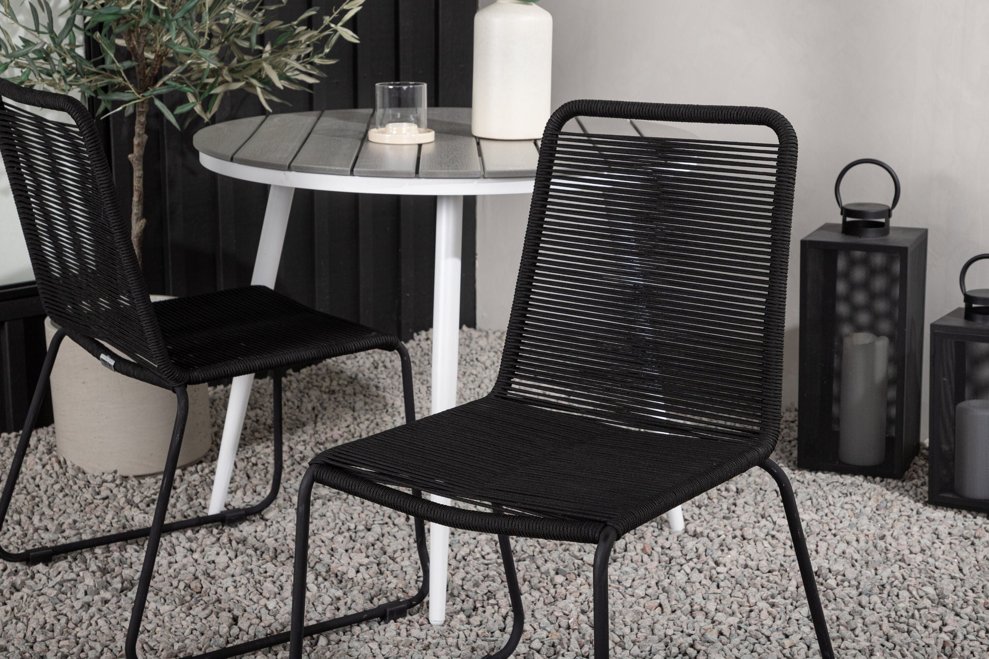 Venture Home Break - spisebord rund- White / Grey - Alu / Aintwood - 90ø _1+ Lindos Stacking stol - Black Alu / Black Rope _2