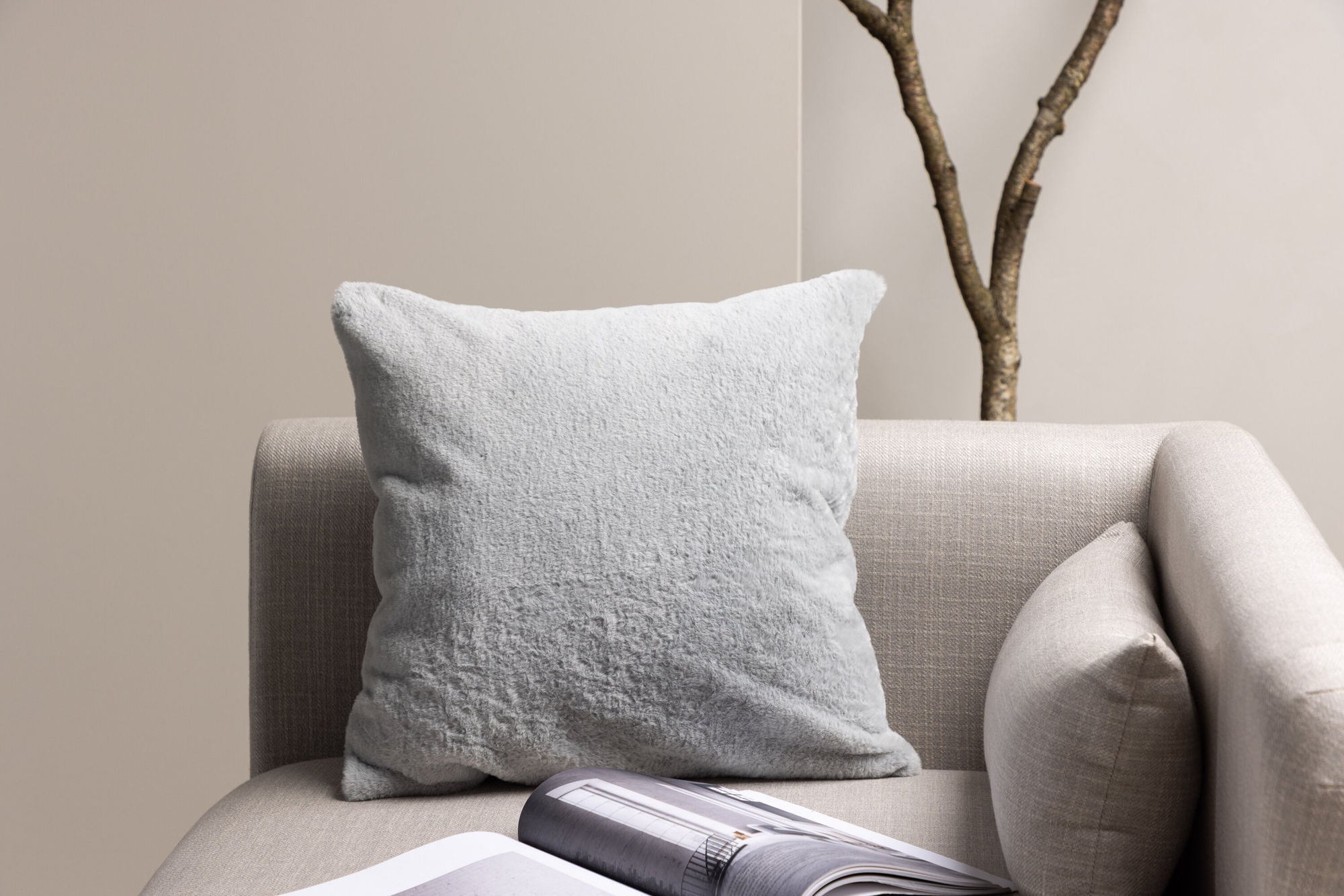 Venture Home Thea Cushion Cover Rabbit fur/Poly Velvet - Grey 50x50