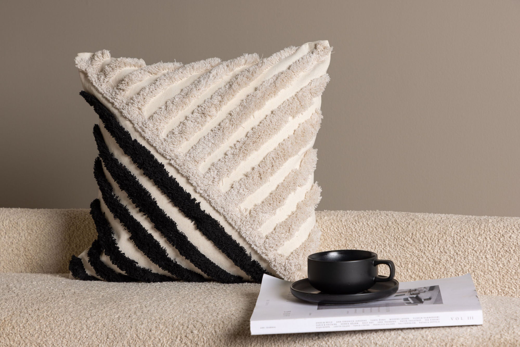 Venture Home Zara Cushion Cover Polycotton - Black/White / 45x45