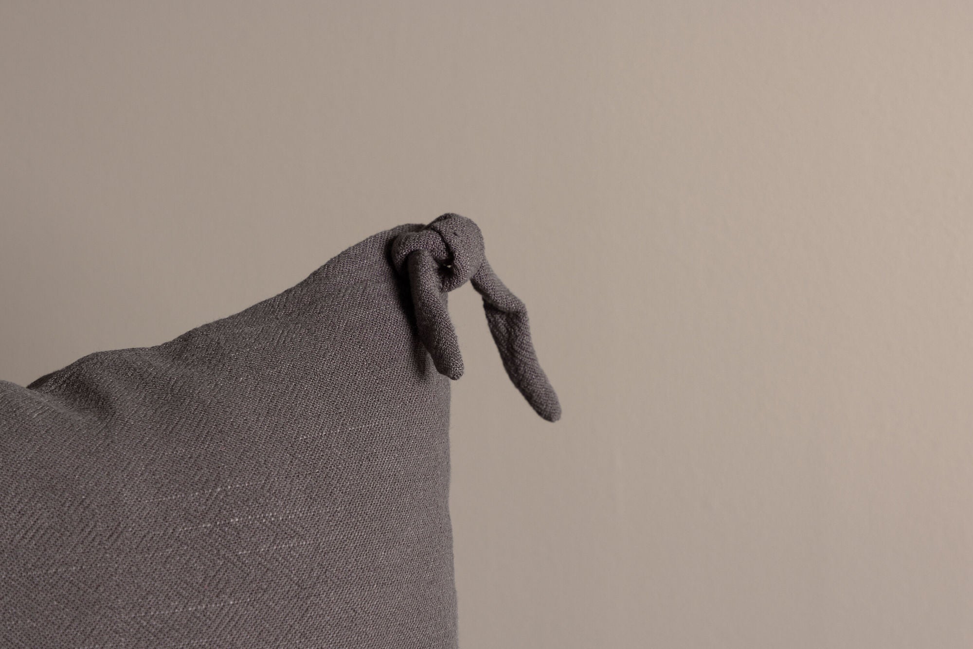 Venture Home Nora Cushion Cover Linen Viscouse - Dark Grey 40x40