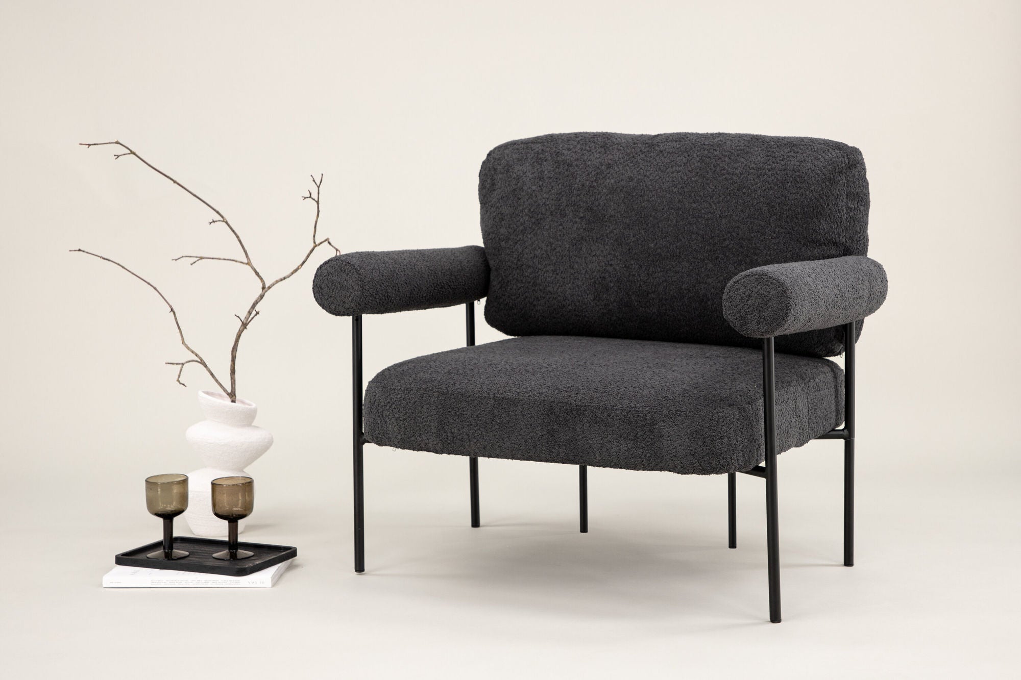 Vind Tillberga x Josefin Lustig - Arm stol - Dark Grey Boucle