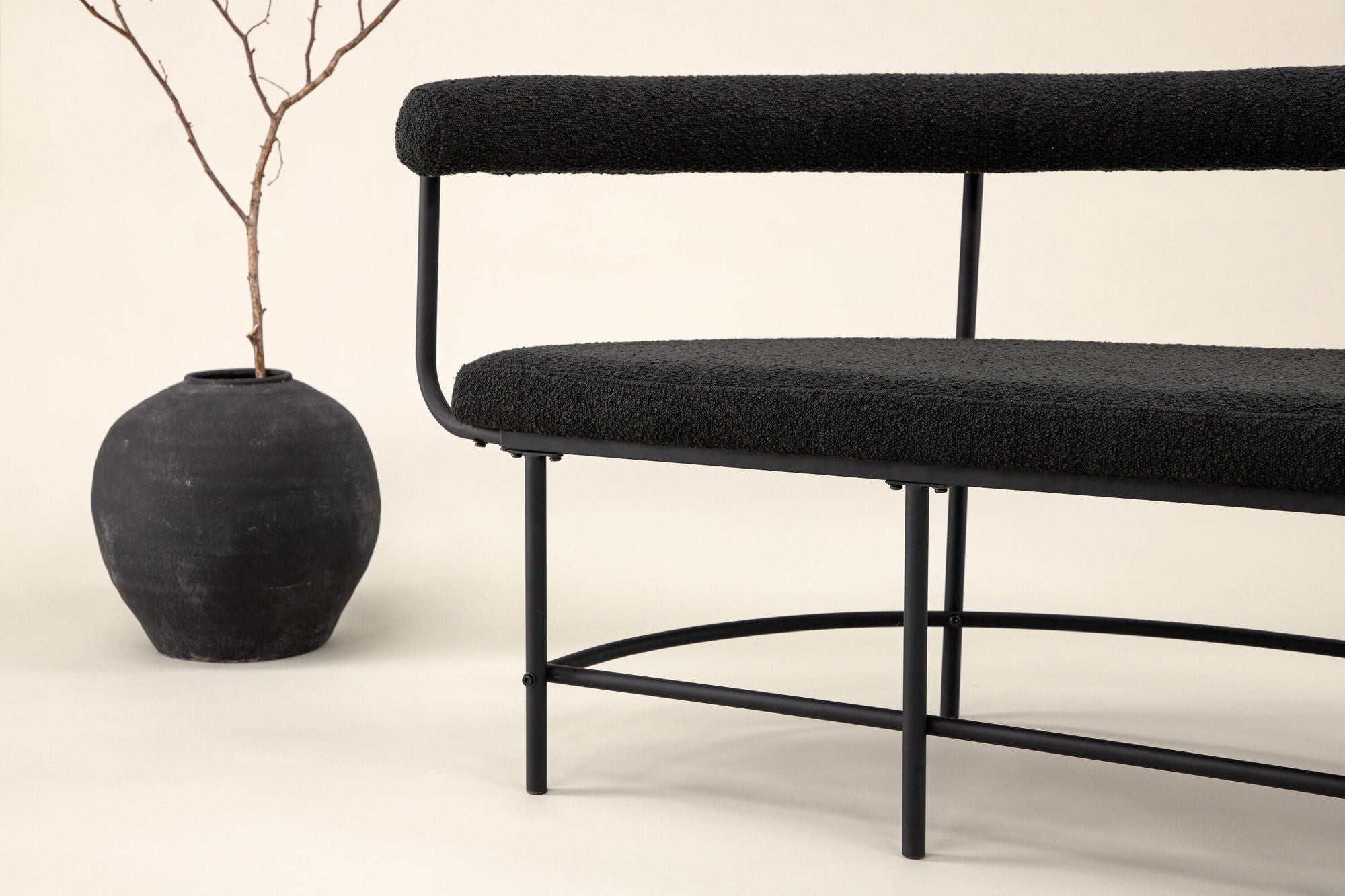 Vind Stallhagen x Josefin Lustig - bænk - Black / Black Boucle