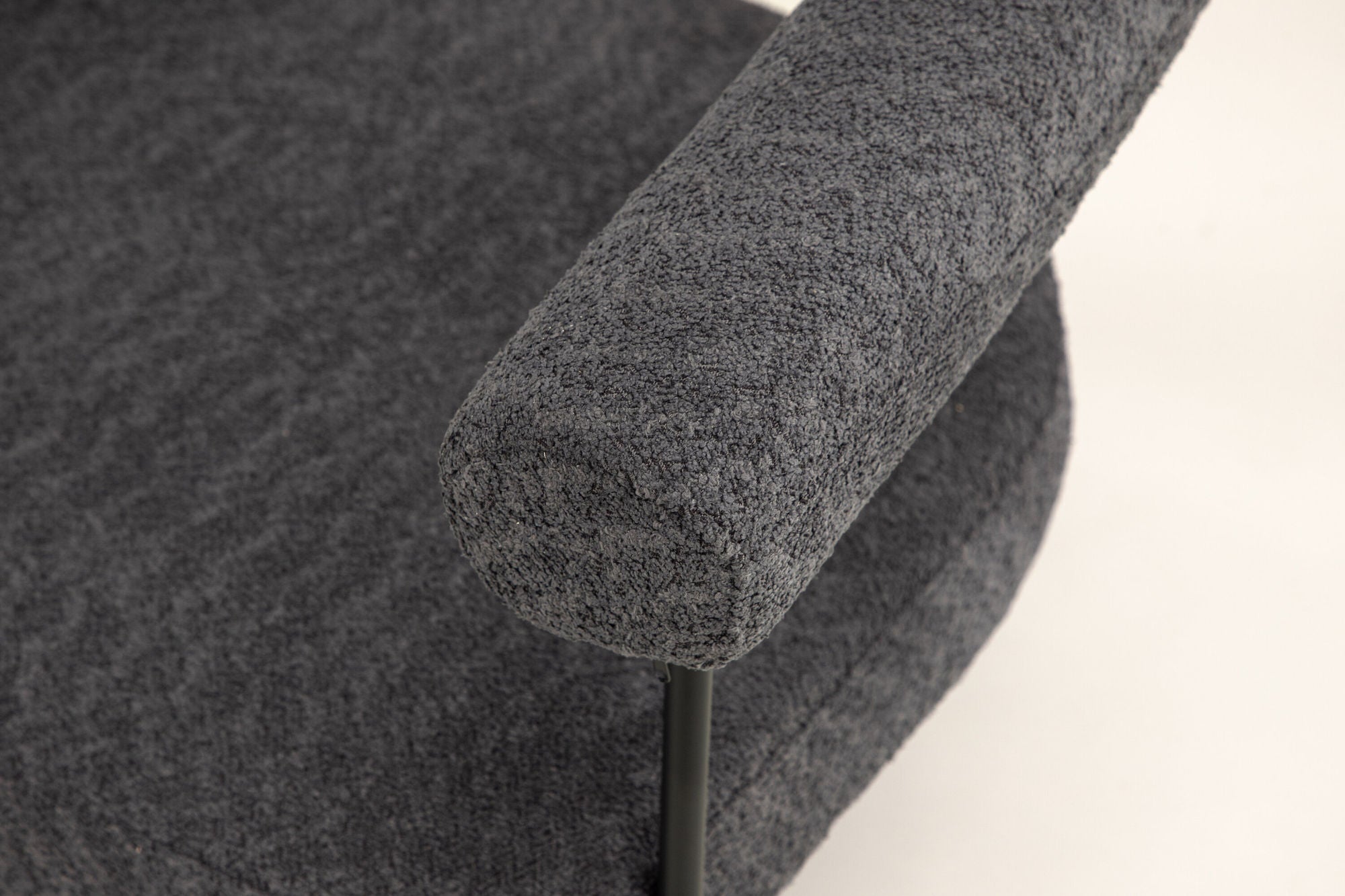 Vind Hökåsen x Josefin Lustig - Arm stol - Dark Grey Boucle