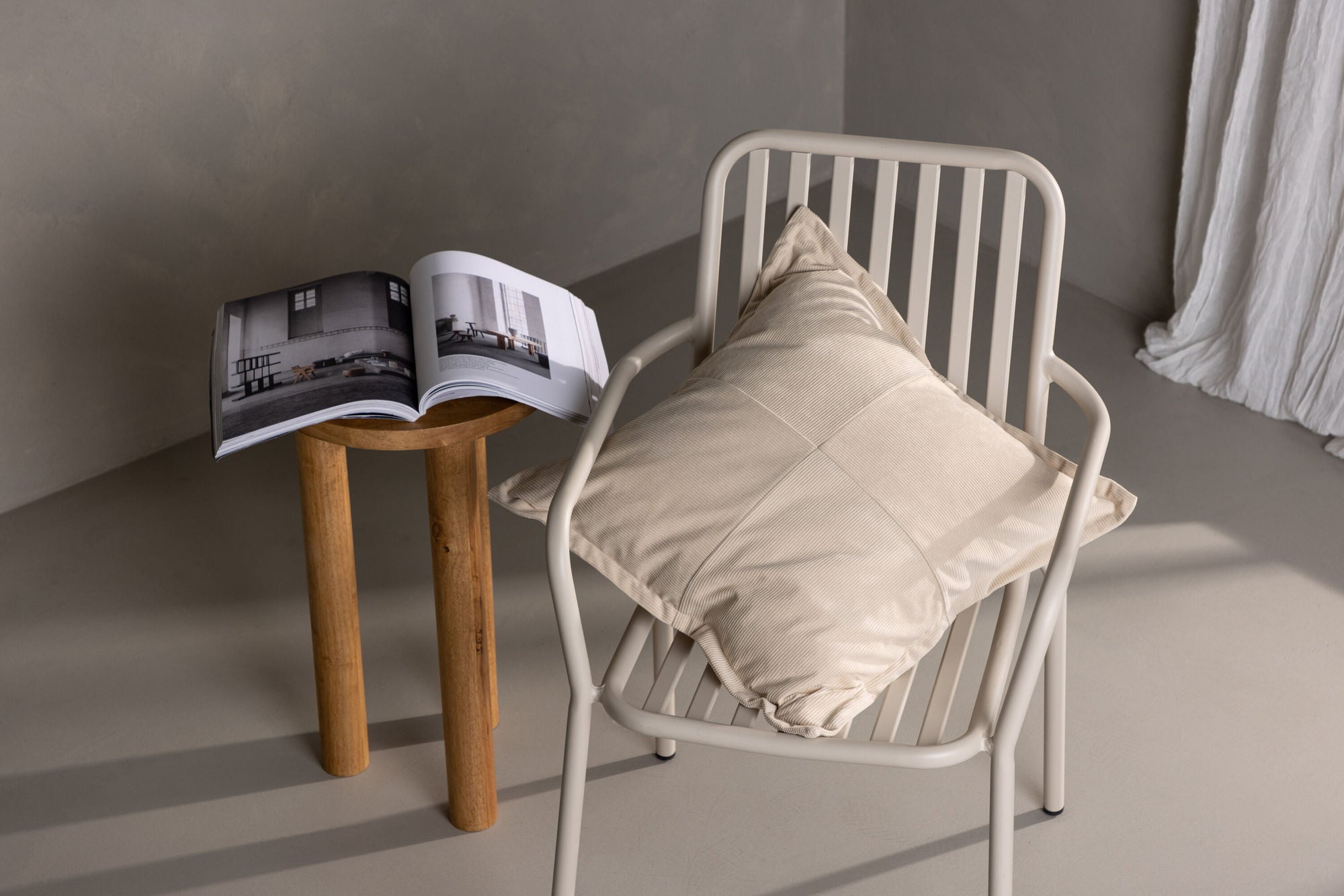 Venture Home Lykke Cushion Cover Poly embossed velvet - Beige 50x50