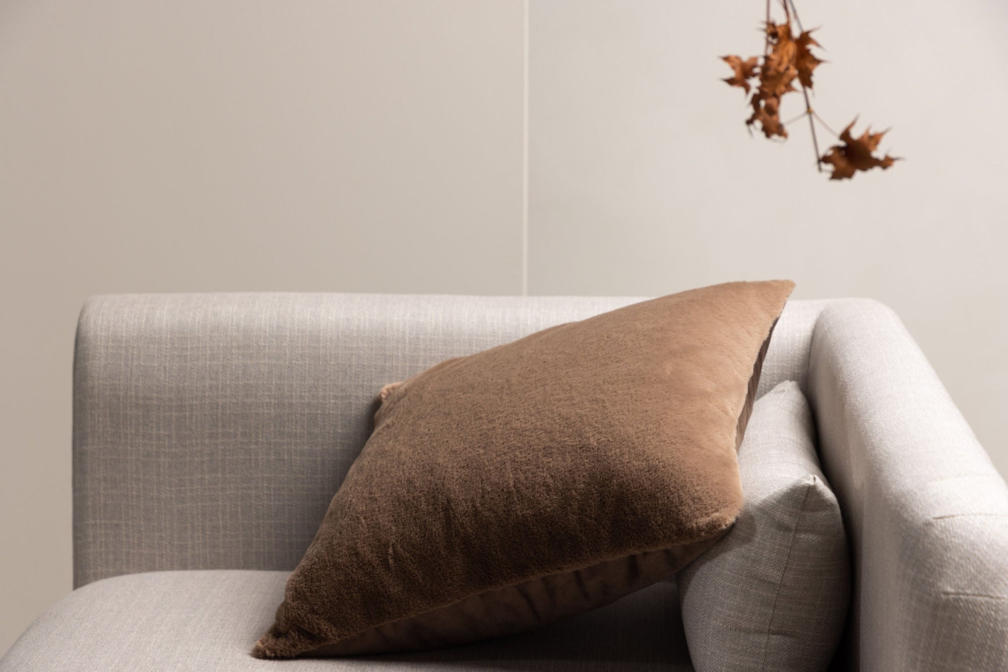 Venture Home Thea Cushion Cover Rabbit fur/Poly Velvet - Brown 50x50