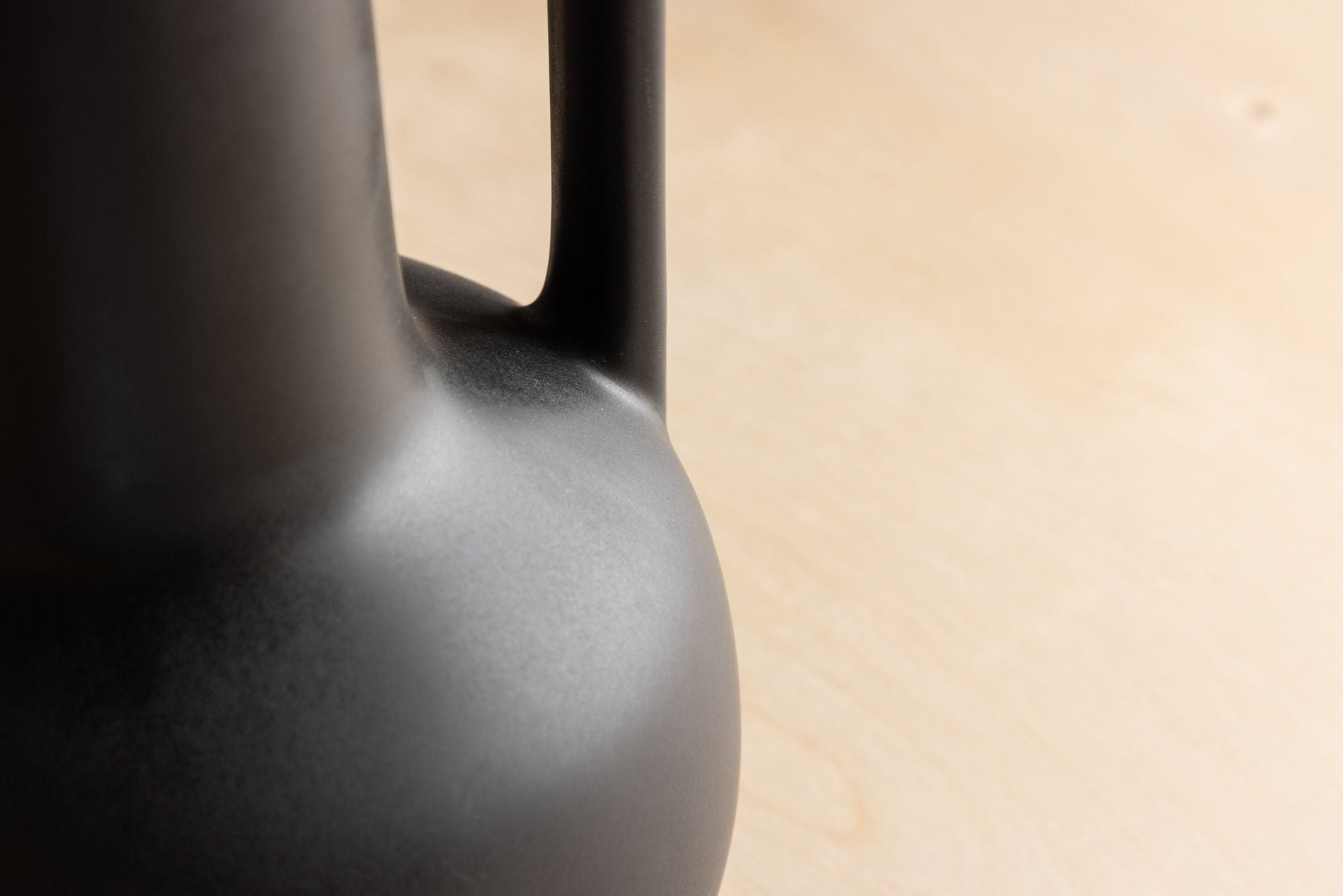 Venture Home Allis Vase - Matte Black - 18*18*36 cm