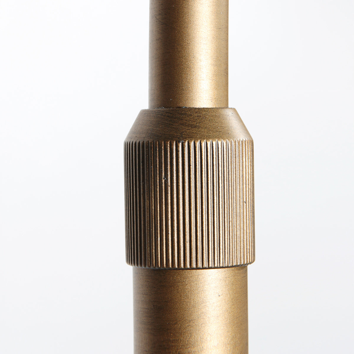 Buelampe Vela Lino 4674BR i bronze med sort tekstilskærm Ø60 cm