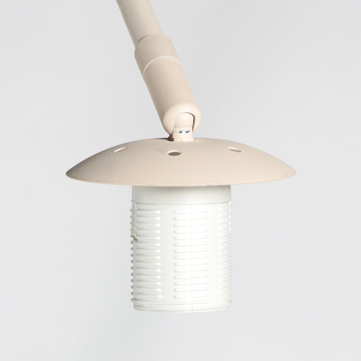 Buelampe Silva Alba 4677CR cremefarvet med linnedskærm Ø60 cm
