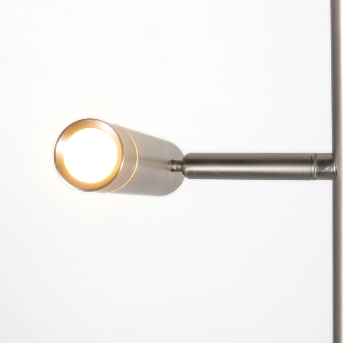 Gulvlampe Volari 4711ST i stål, 2-armet med dim-to-warm LED