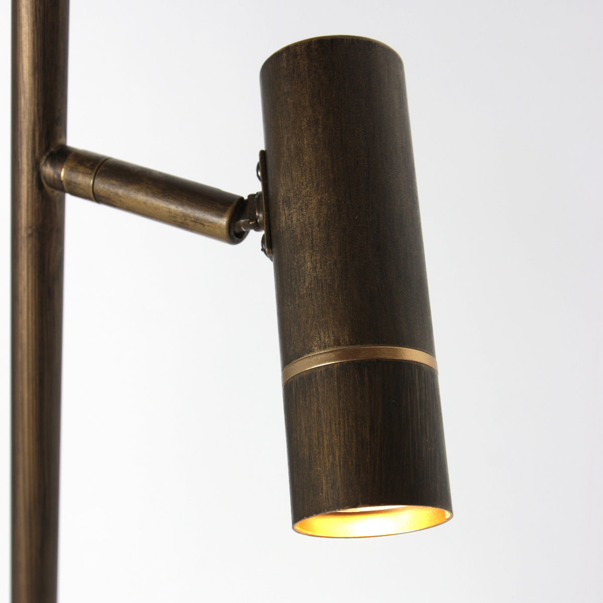 Gulvlampe Stang 4741BR bronzefarvet gulvlampe med læselampe og E27-fatning