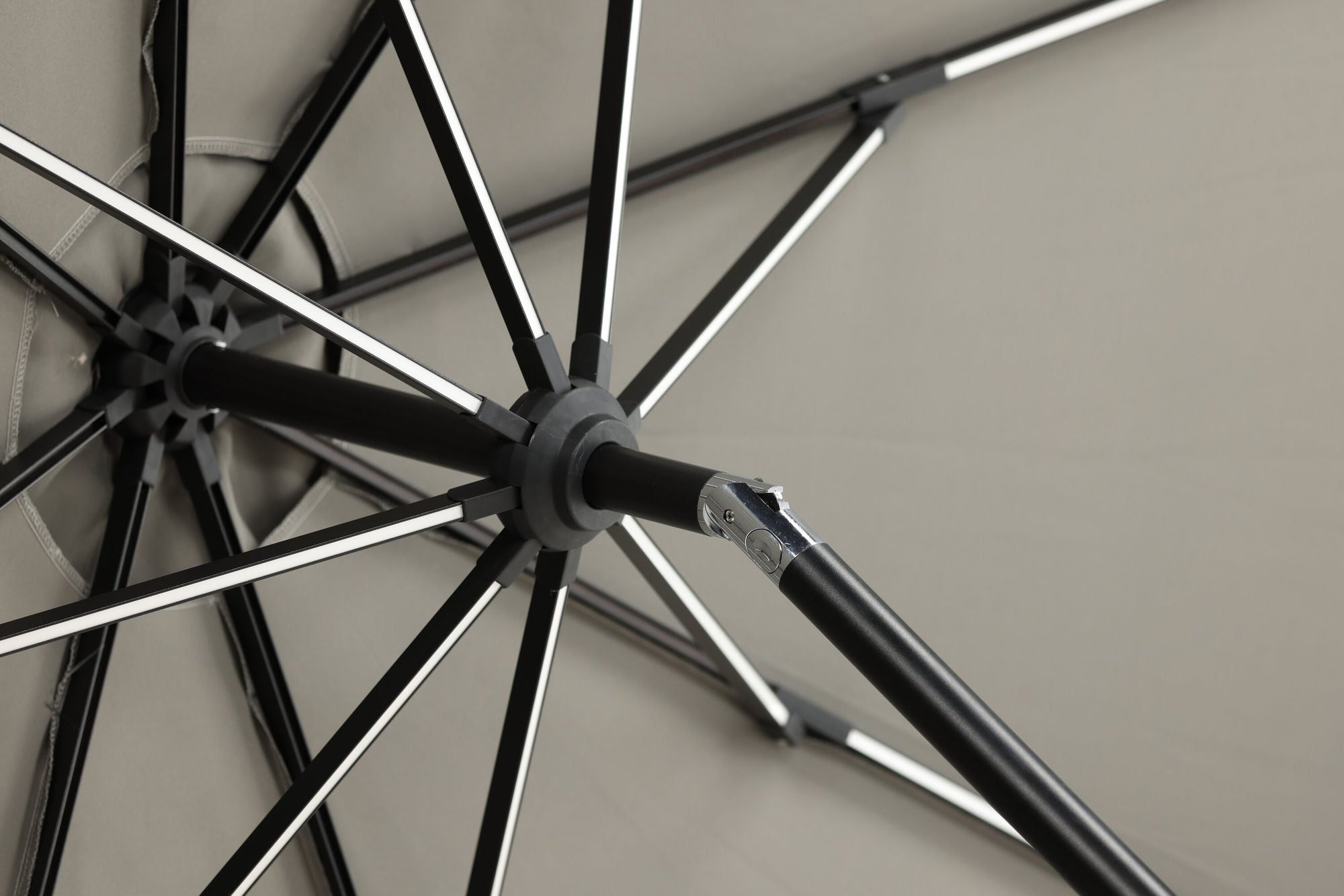 Venture Home Sabal - Umbrella with LED- Grey - - 270cm