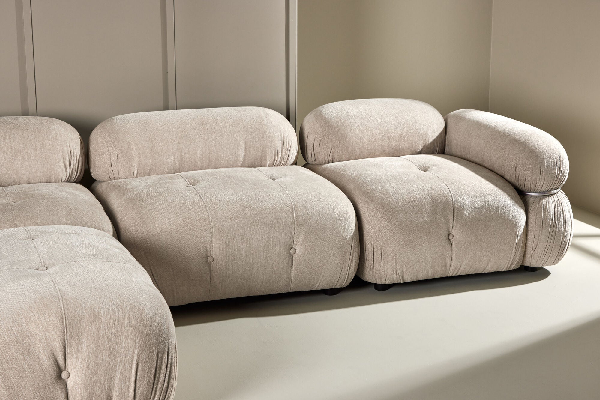 Venture Home Mika Module Sofa Beige/Silver 4 pieces