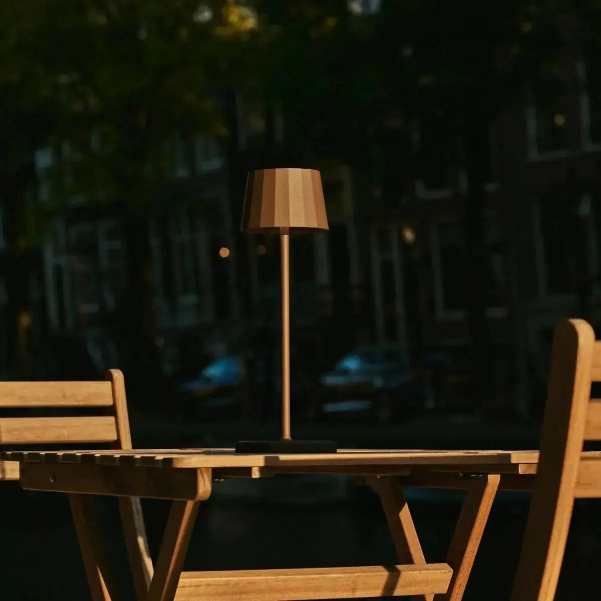 William Mocha Brown genopladelig bordlampe