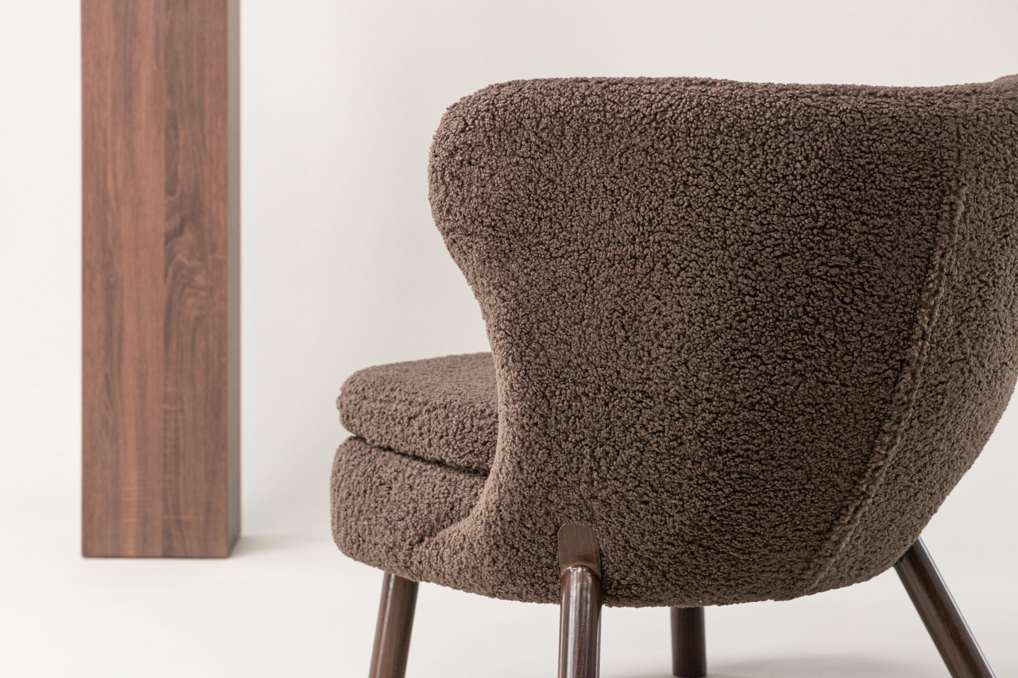 Vind Ryxö Single Sofa - Brown / Dark Brown Teddy