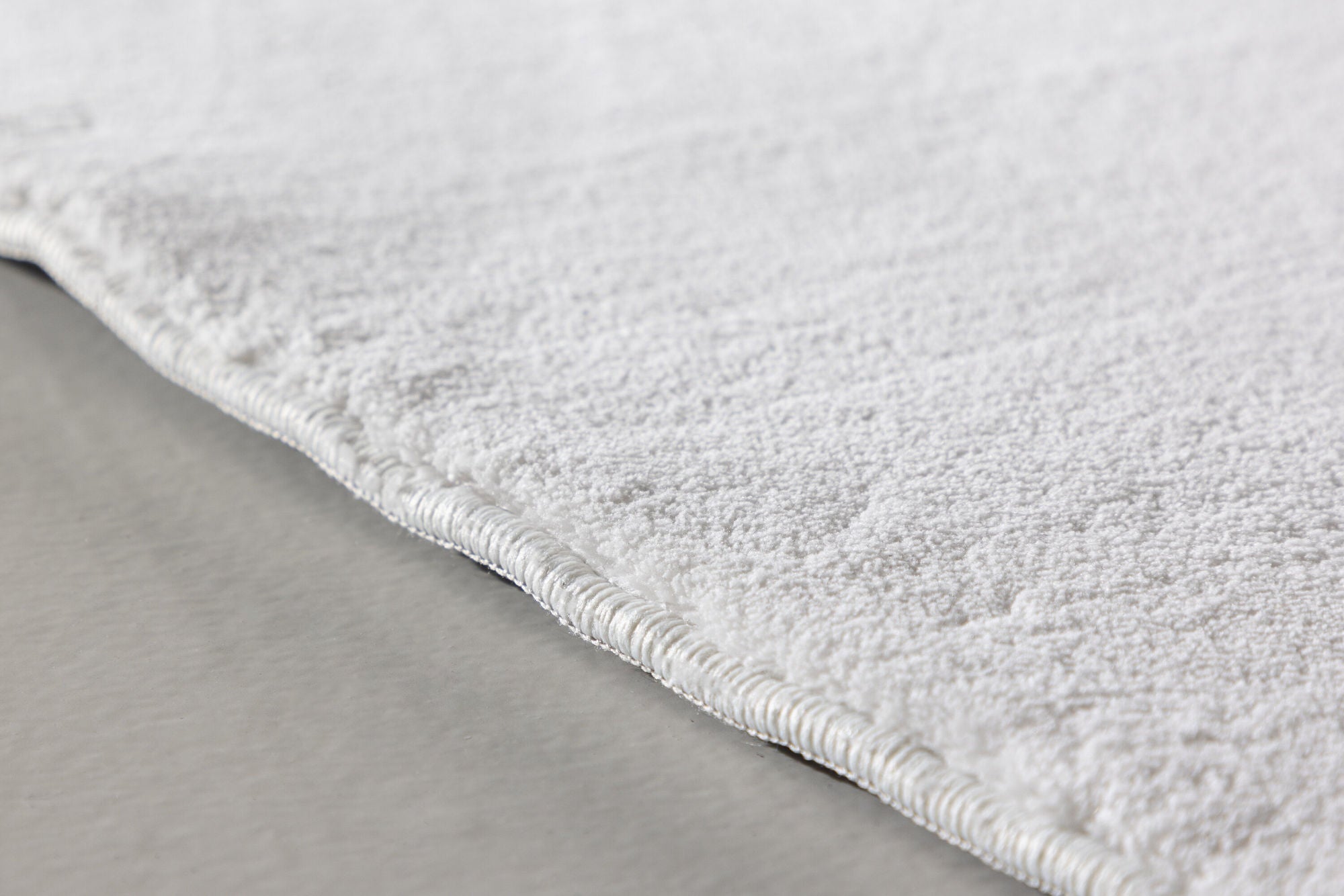 Venture Home Nixie 100 % polyester - 240*350-  -Rectangular-White