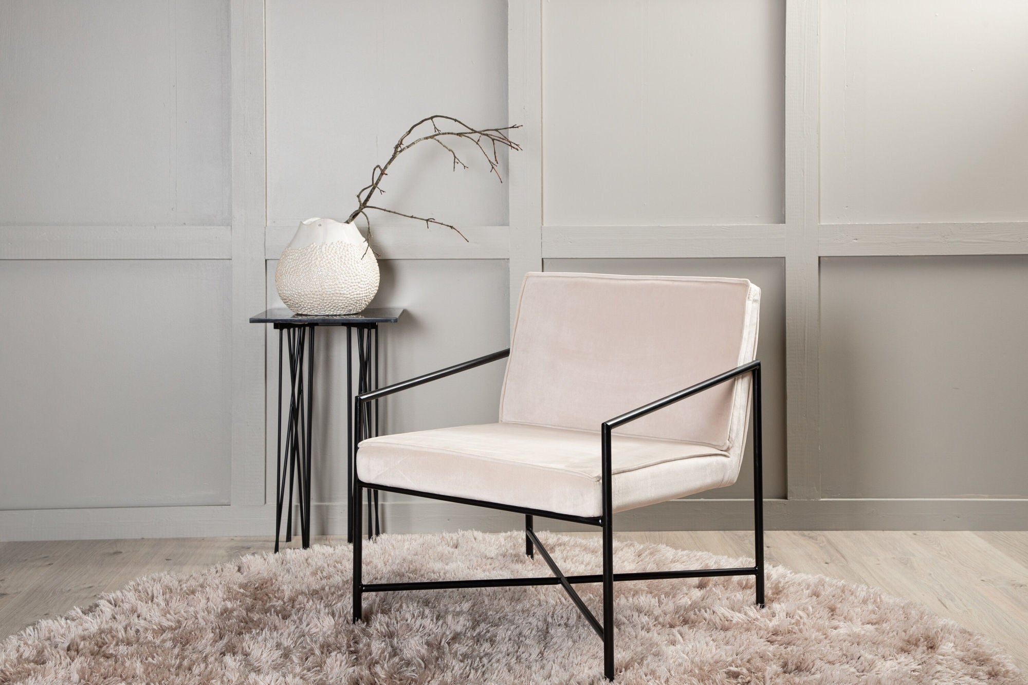 Venture Home Rakel Single Sofa - Black / Beige Velvet