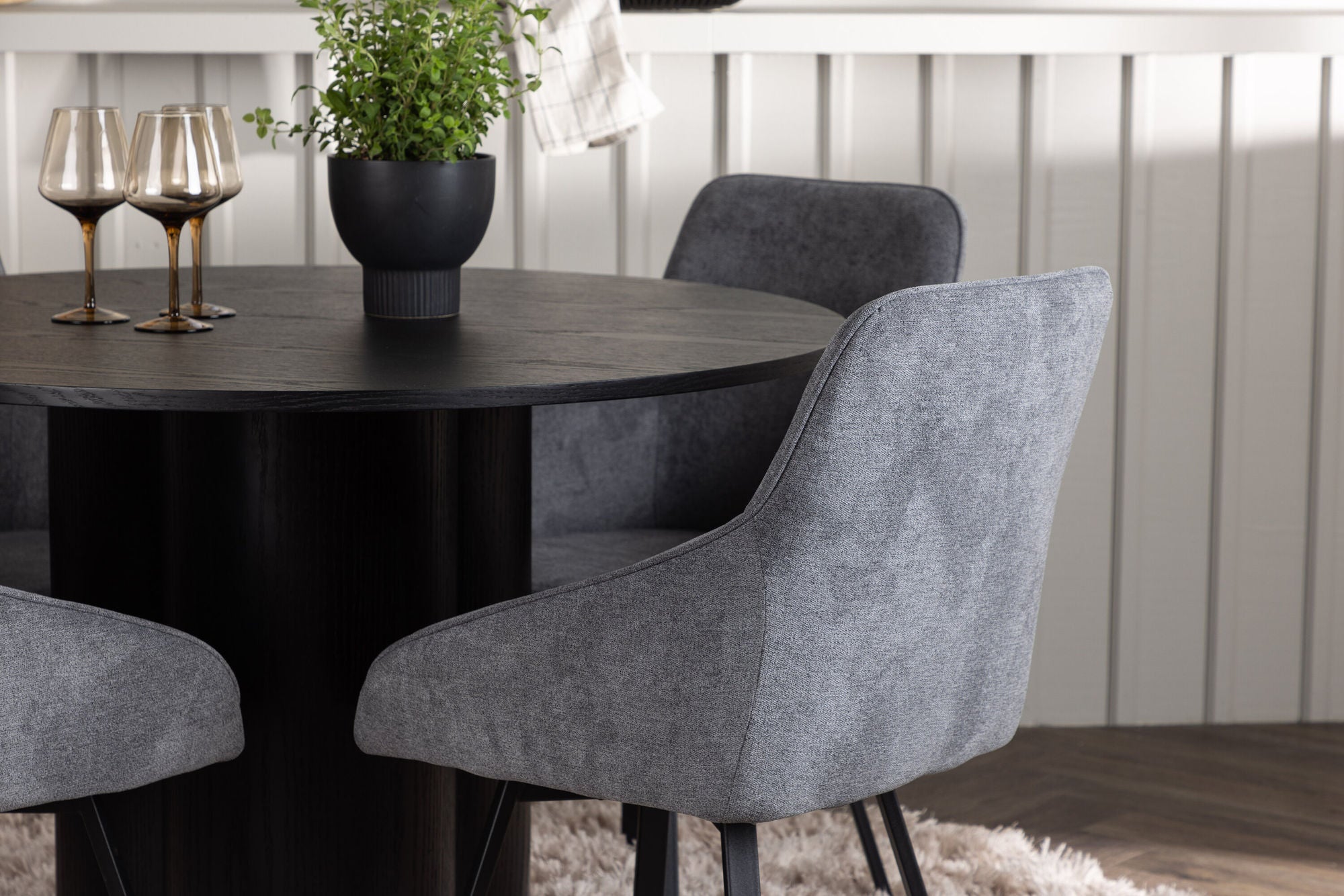 Venture Home Olivia spisebord - Black / Black Veneer +Rosie Spisebordsstol - Black / Dark grey Fabric _4