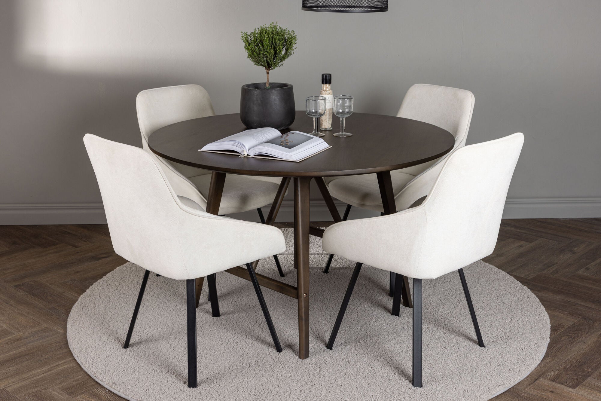 Venture Home Kaseidon spisebord - rund - Rubberwood / Dark Brown MDF +Rosie Spisebordsstol - Black / Beige Fabric _4