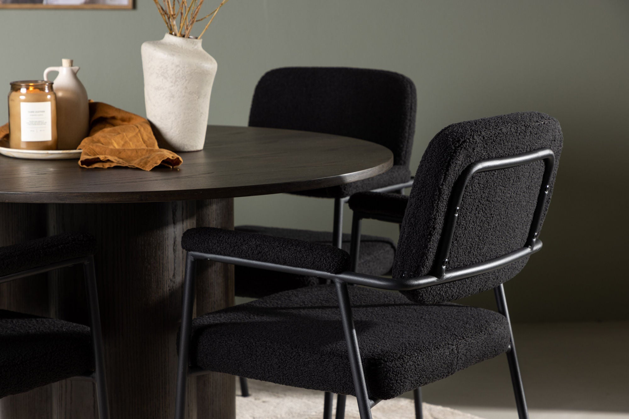 Venture Home Olivia spisebord - Mocca / Mocca Veneer +Yesterday Spisebordsstol - Black / Black Boucle _4
