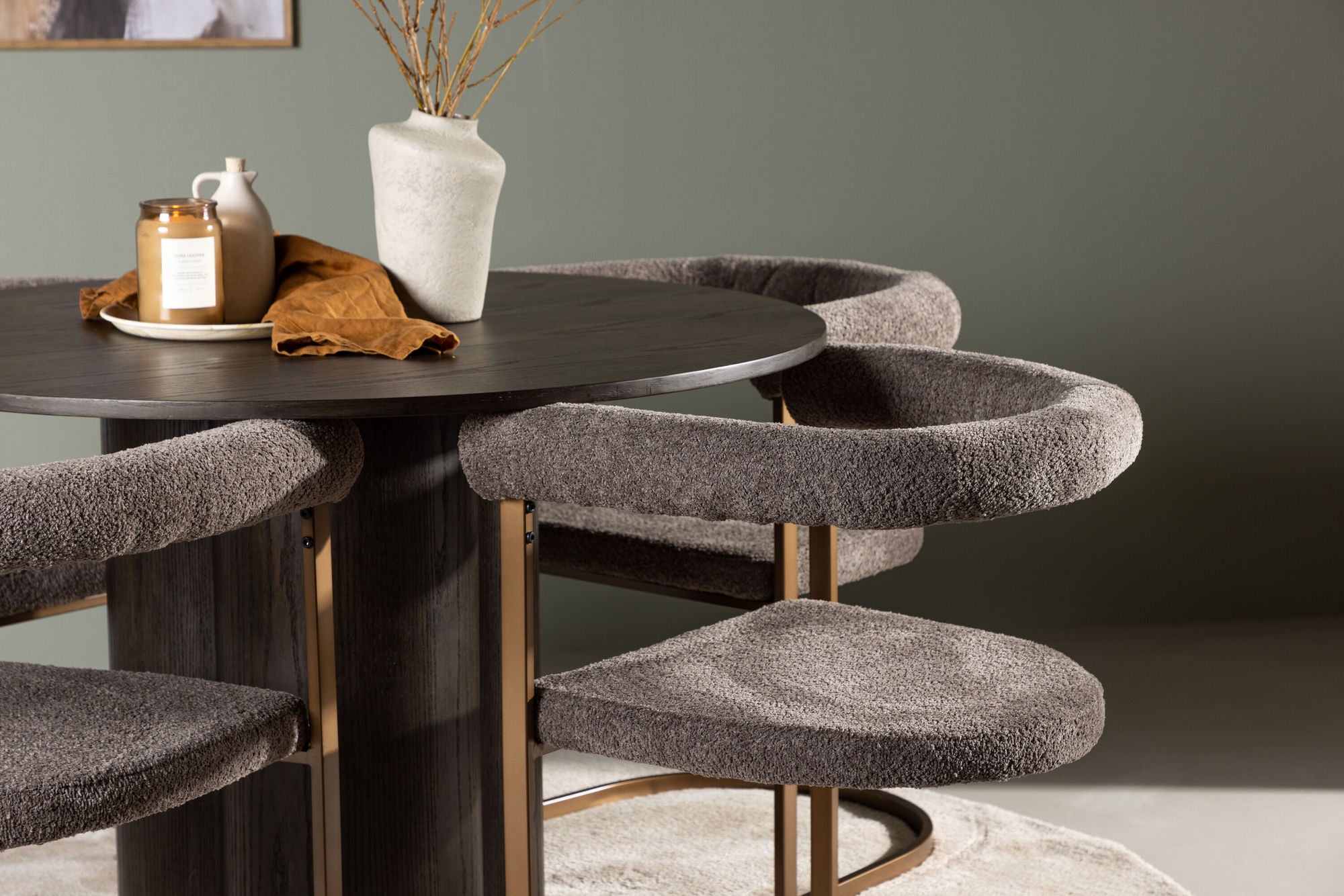 Venture Home Olivia spisebord - Mocca / Mocca Veneer +Morning Spisebordsstol - Black / Black Boucle _4