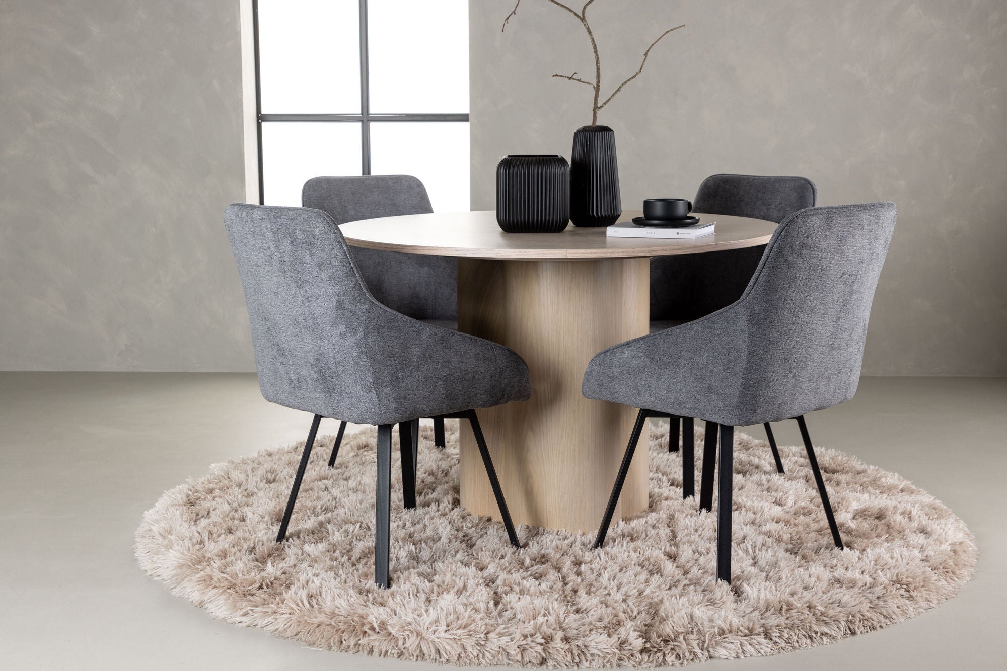 Venture Home Olivia spisebord - White Wash Veneer +Rosie Spisebordsstol - Black / Dark grey Fabric _4