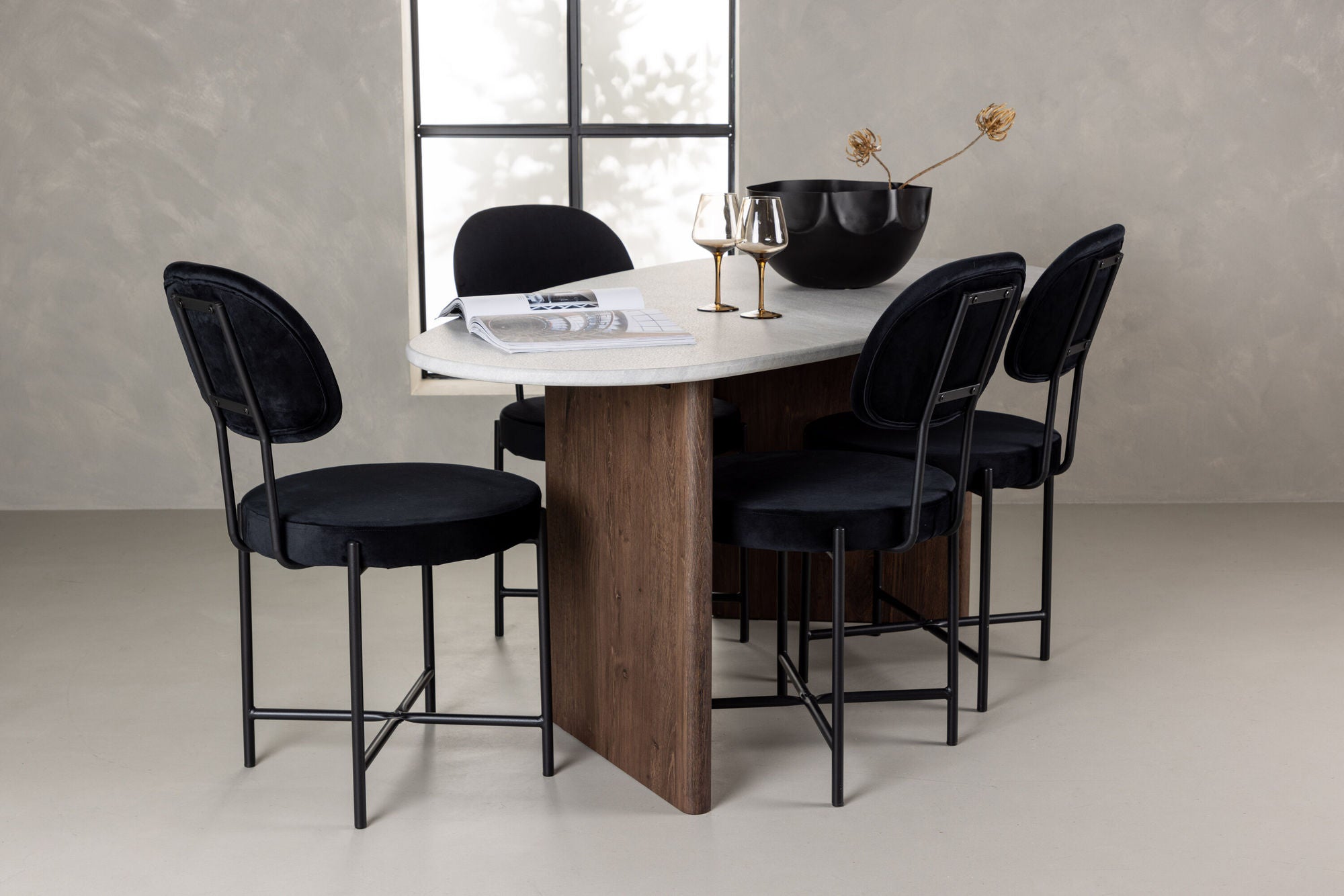 Venture Home Grönvik spisebord 180*75 - Mocca / Offwhite Concretelook MDF +Stella Spisebordsstol - Black / Black Velvet _4