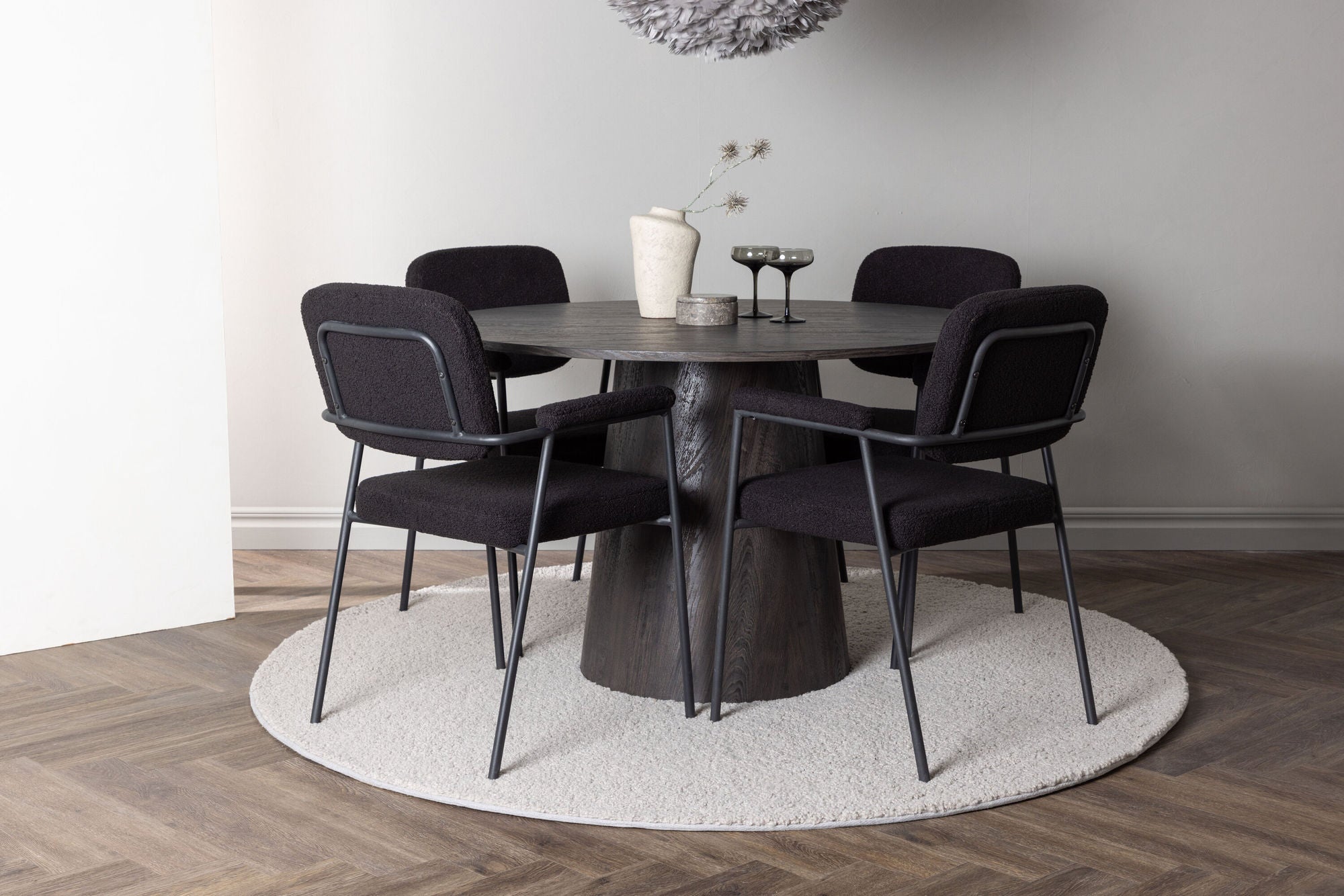 Venture Home Lanzo spisebord φ120 - Mocca/Mocca +Yesterday Spisebordsstol - Black / Black Boucle _4