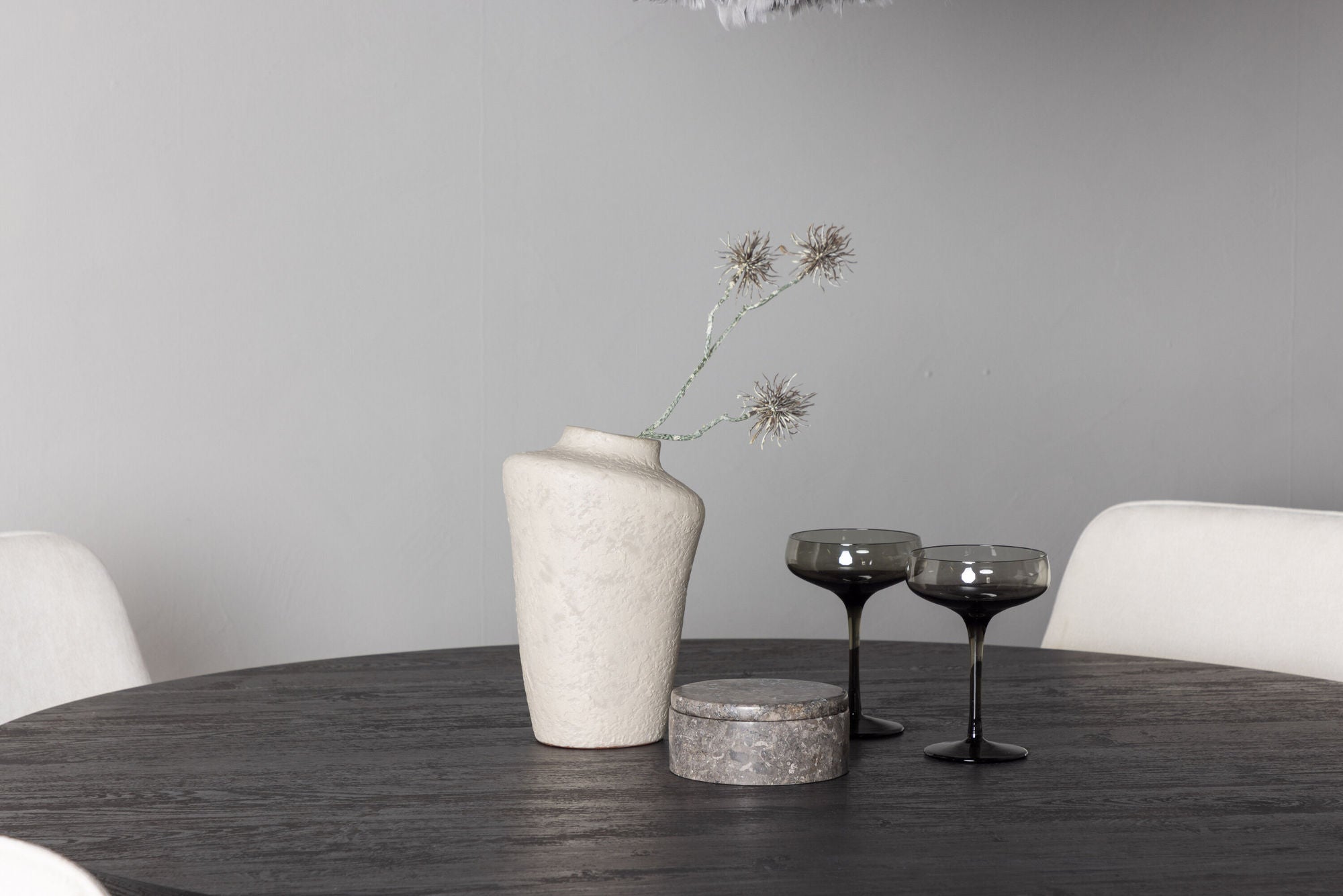Venture Home Lanzo spisebord φ120 - Mocca/Mocca +Rosie Spisebordsstol - Black / Beige Fabric _4