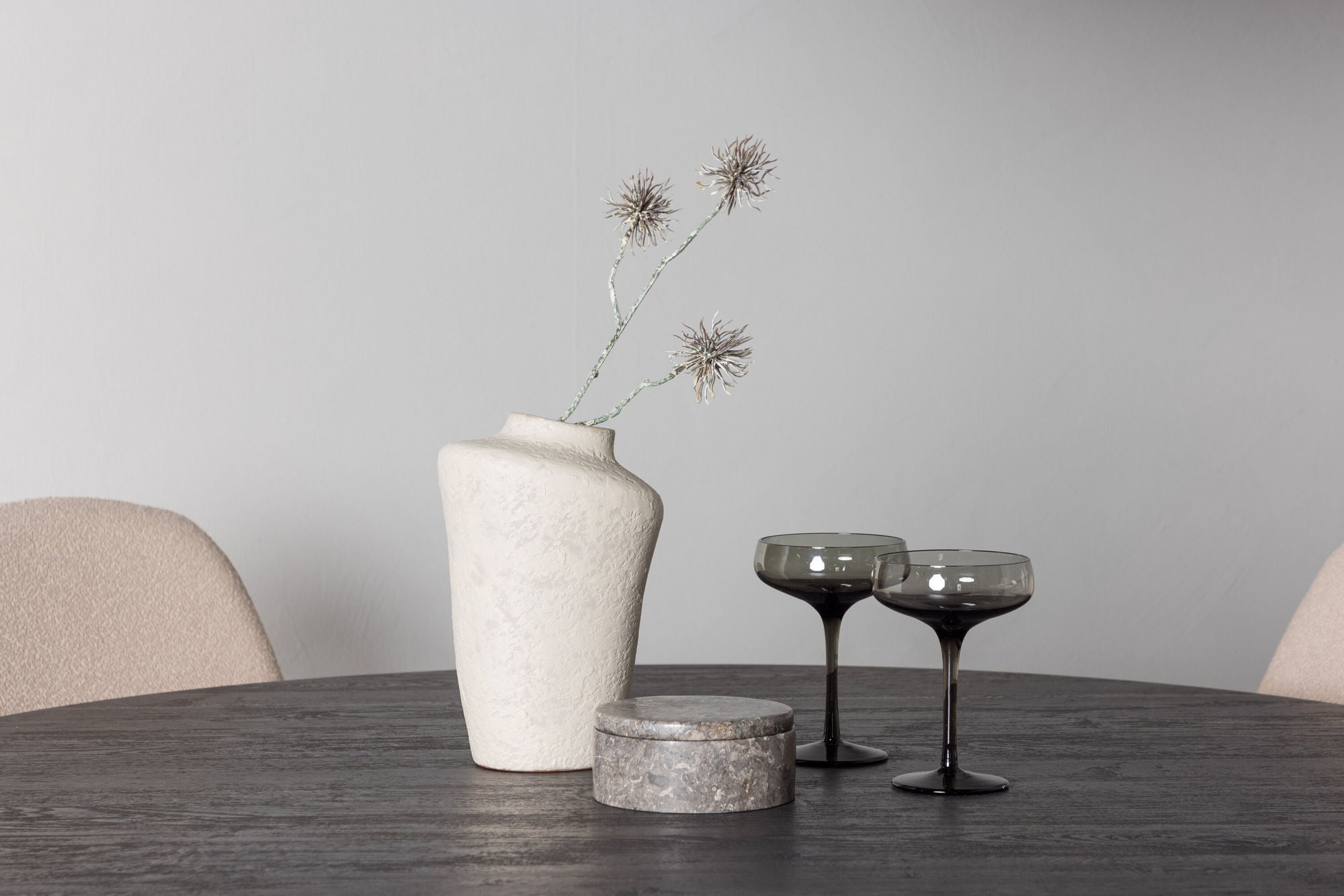 Venture Home Lanzo spisebord φ120 - Mocca/Mocca +Polar Spisebordsstol - Black / Beige Boucle _4