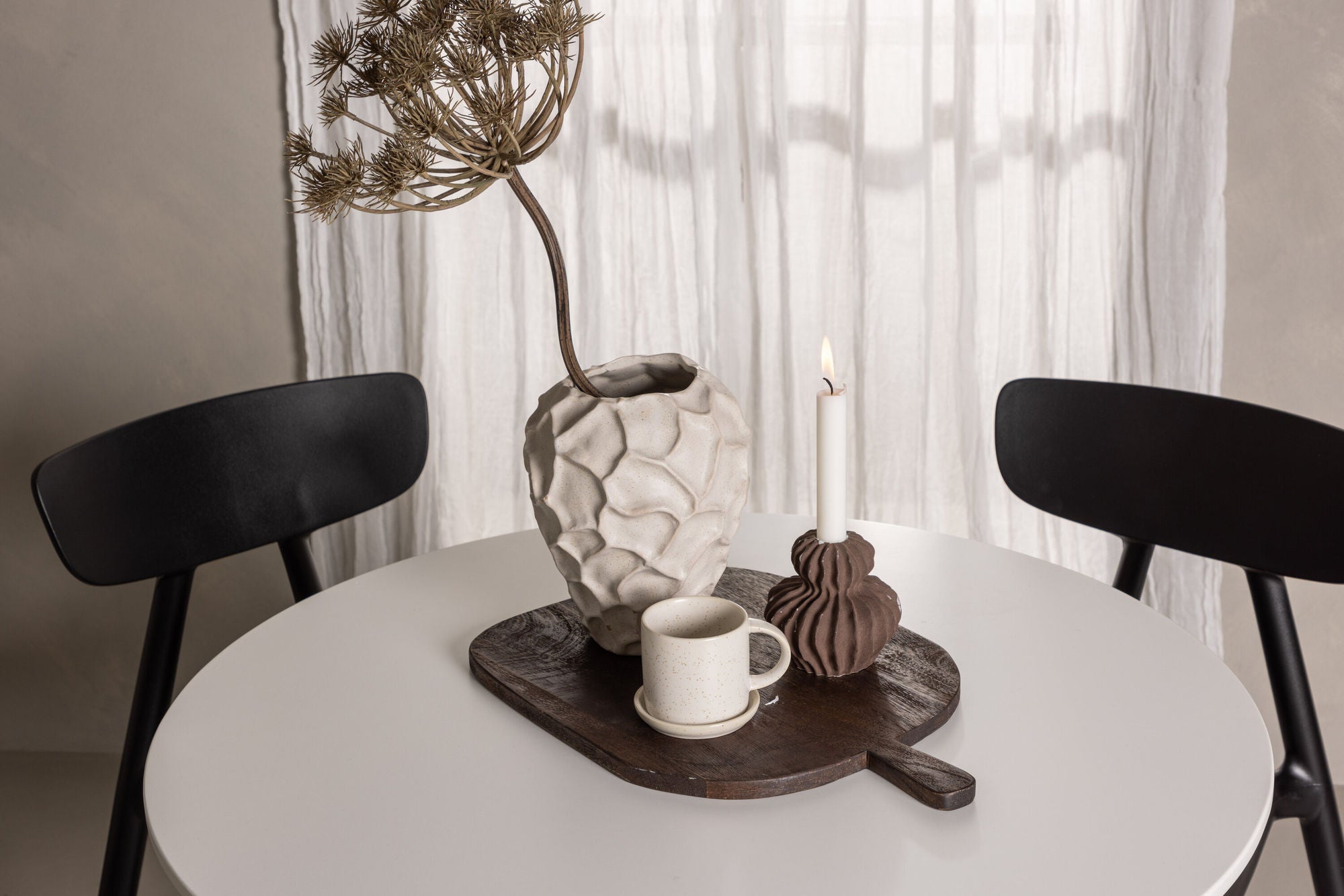 Venture Home Hamden spisebord - White MDF+Ursholmen Spisebordsstol - Black Polypropylene_4