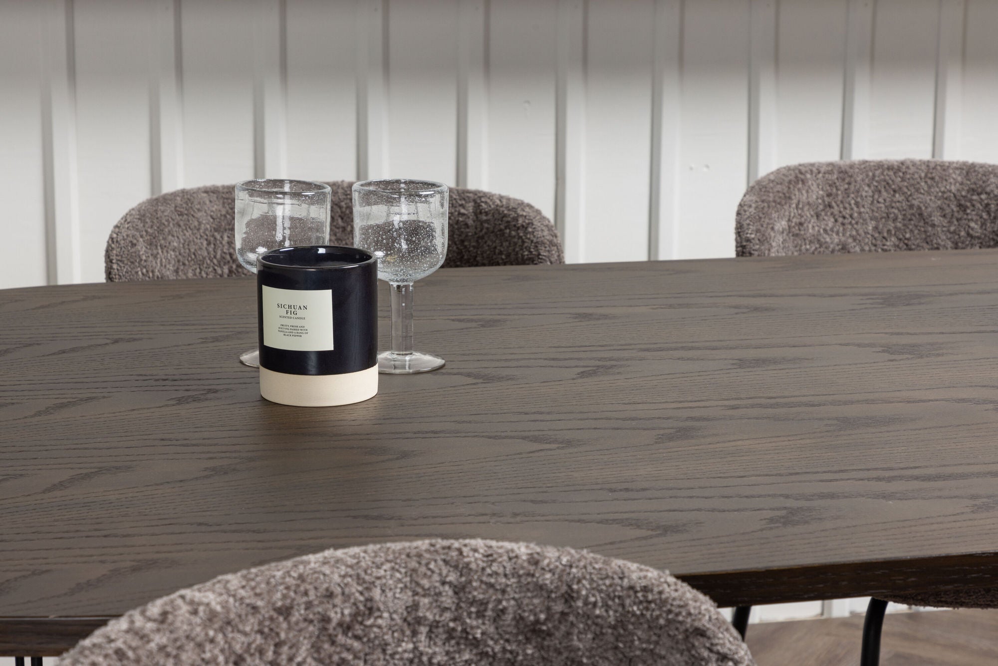 Venture Home Stone oval spisebord - Black / Mocca Veneer +Modesto Spisebordsstol - Grey / Smoked Black Boucle _4