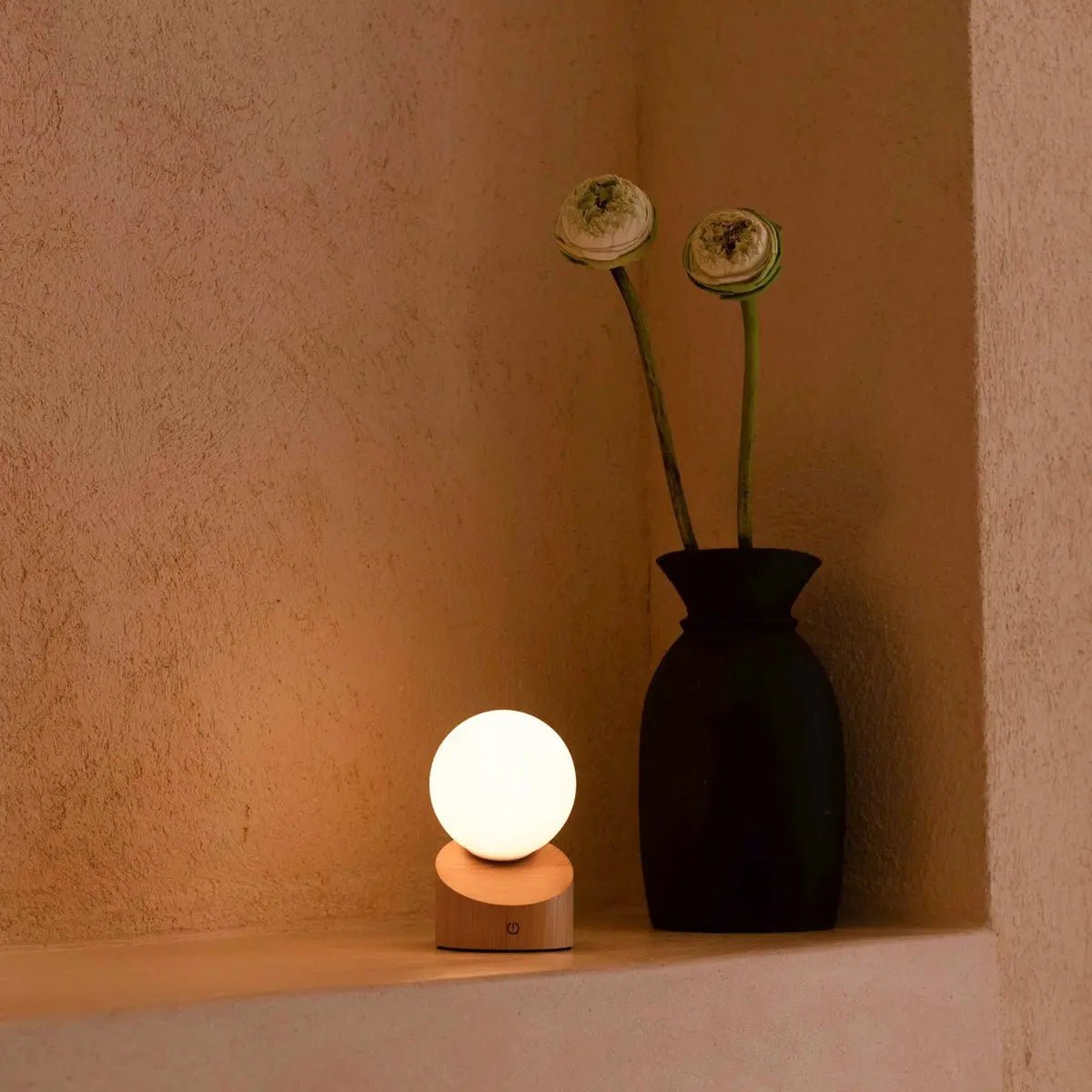 Morris lysebrun genopladelig bordlampe