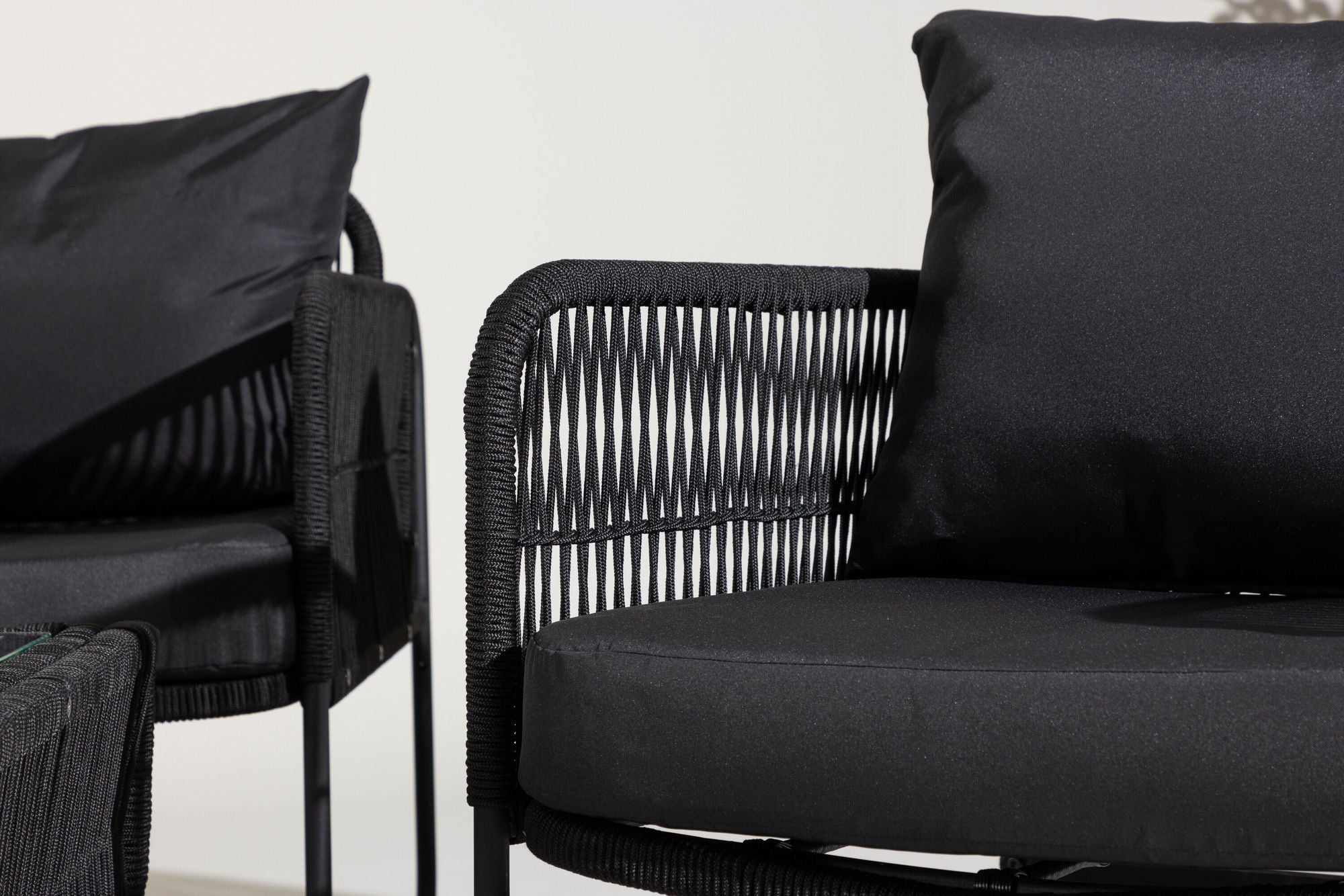 Venture Home Utah Lounge set - Black - Black rope (two seater + 2 one seater + bord)