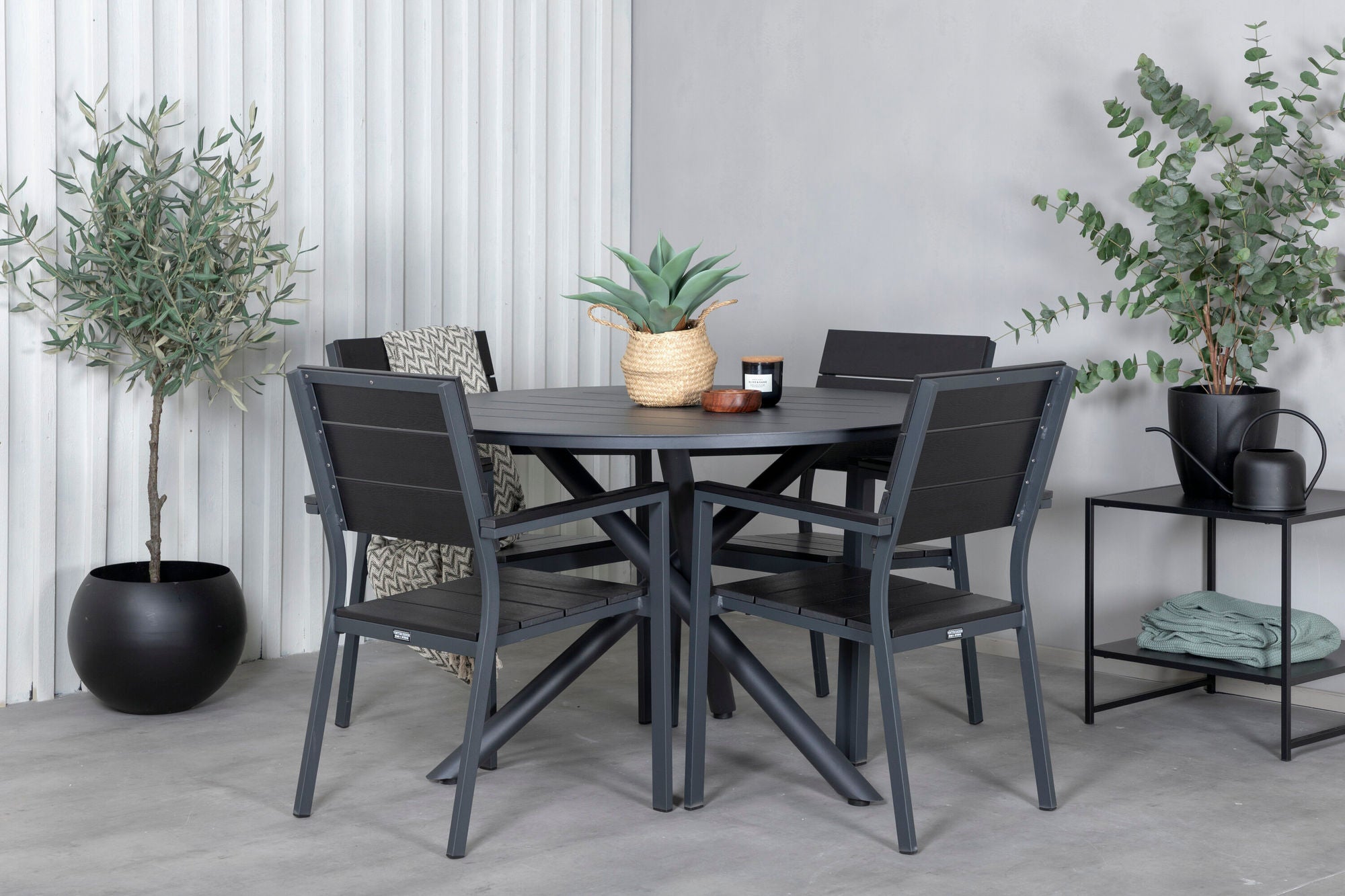 Venture Home Alma spisebord - Black Alu - ø120cm+Levels stol (stackable) - Black Alu / Black Aintwood_4