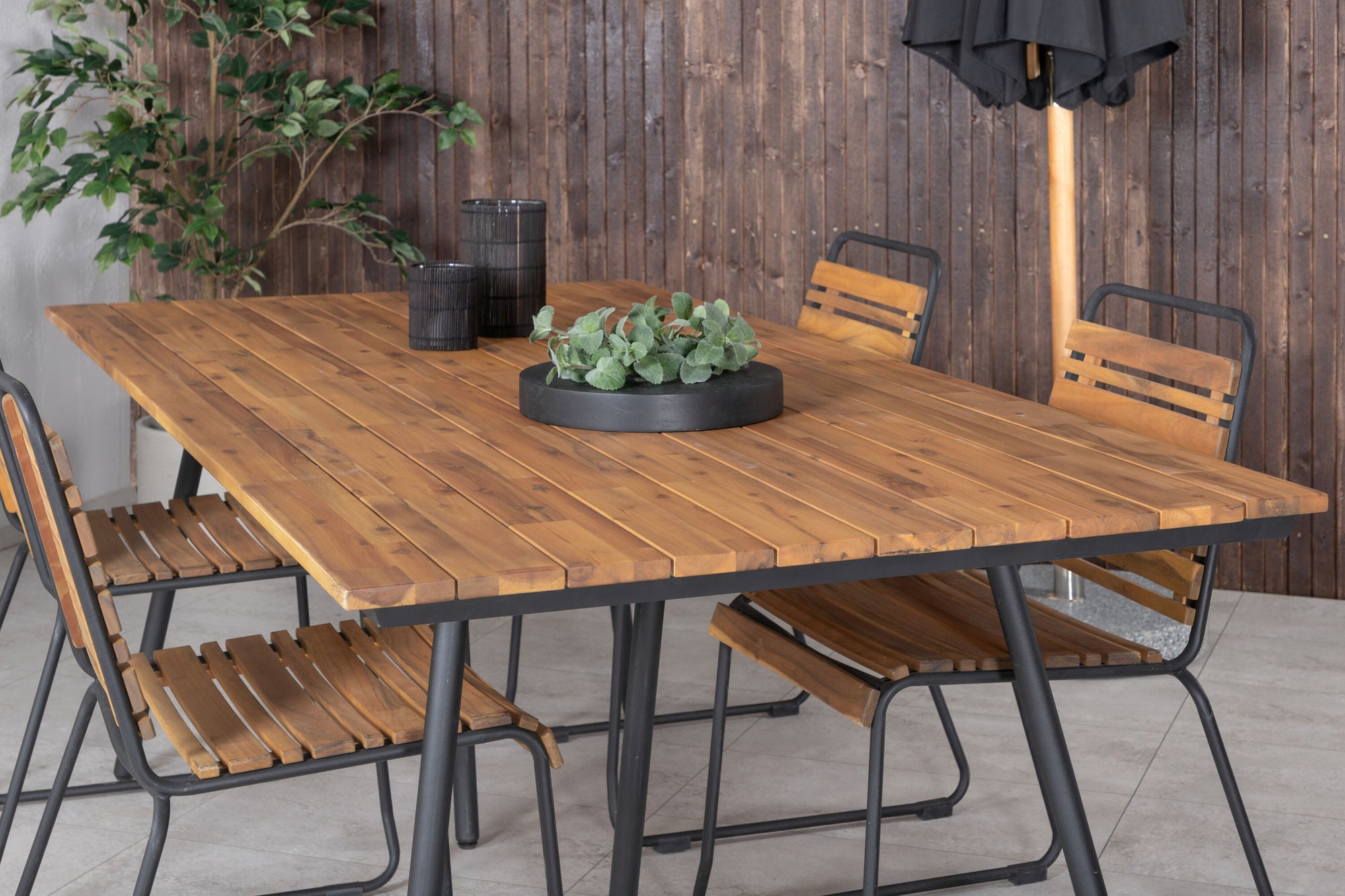 Venture Home Chan spisebord - Black Steel / Acacia (teak look) - 200cm+Bois Spisebordsstol - Black Alu / Acacia_4