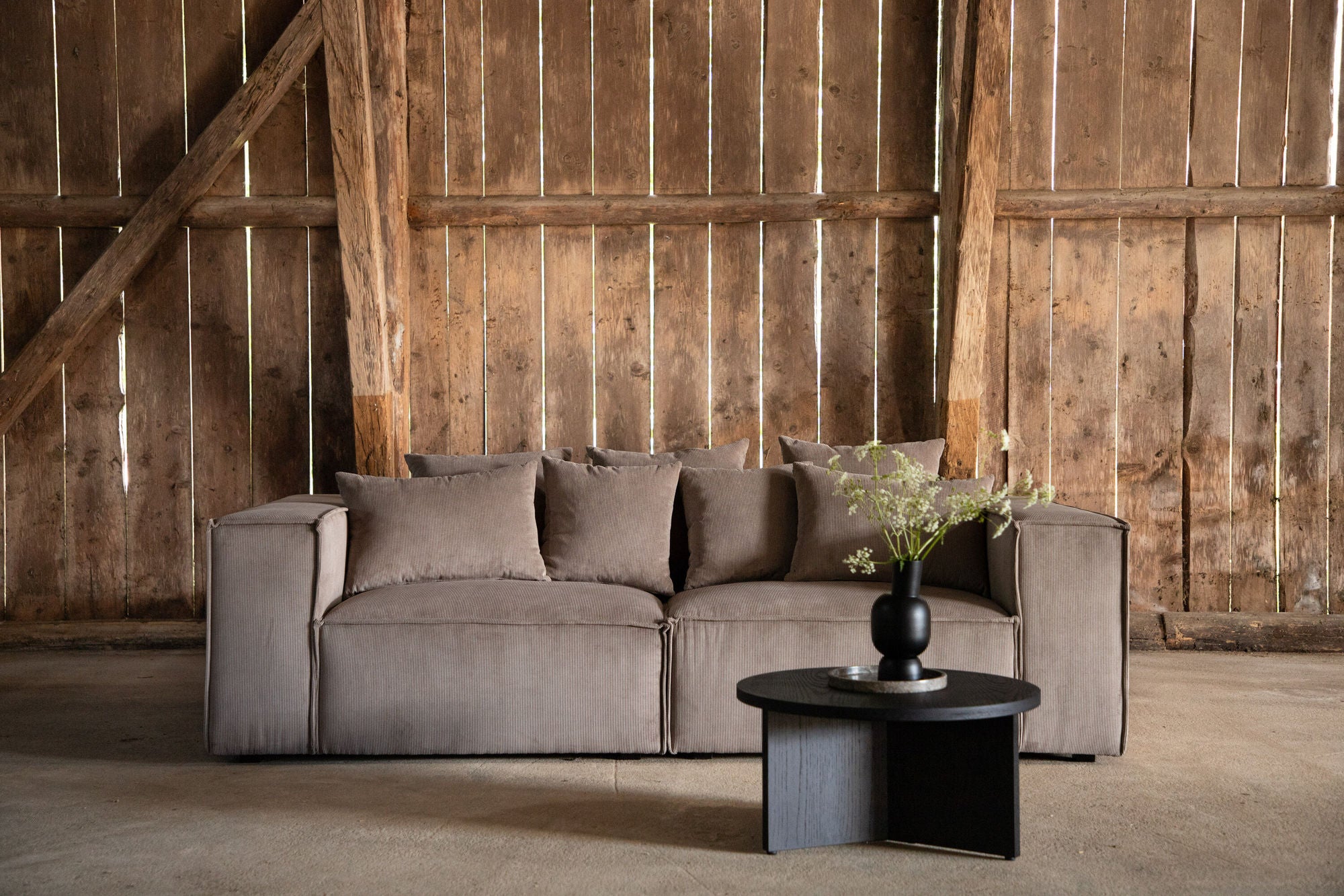 Vind Gillholmen Sofa - Brown / Manchester
