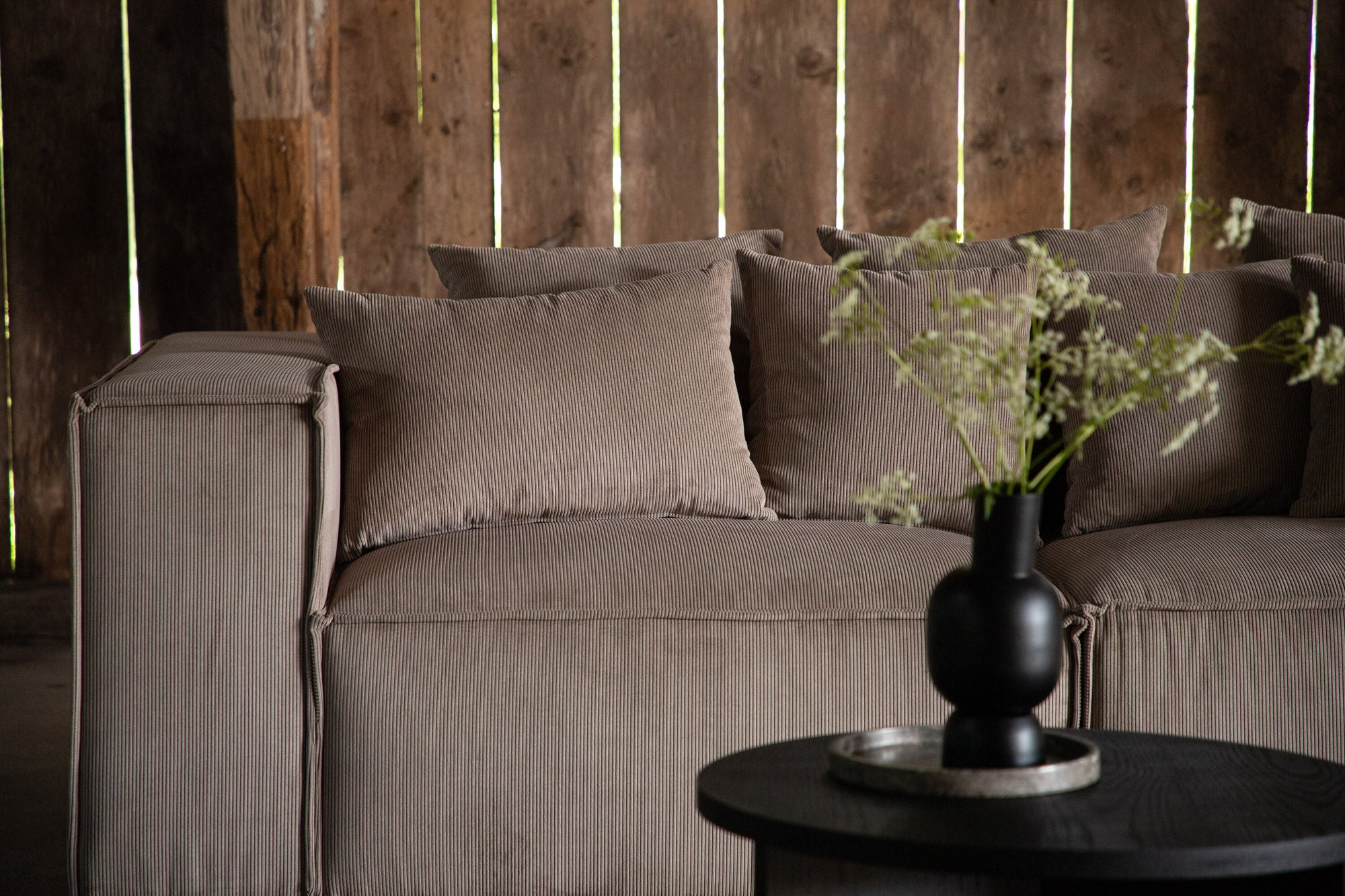 Vind Gillholmen Sofa - Brown / Manchester