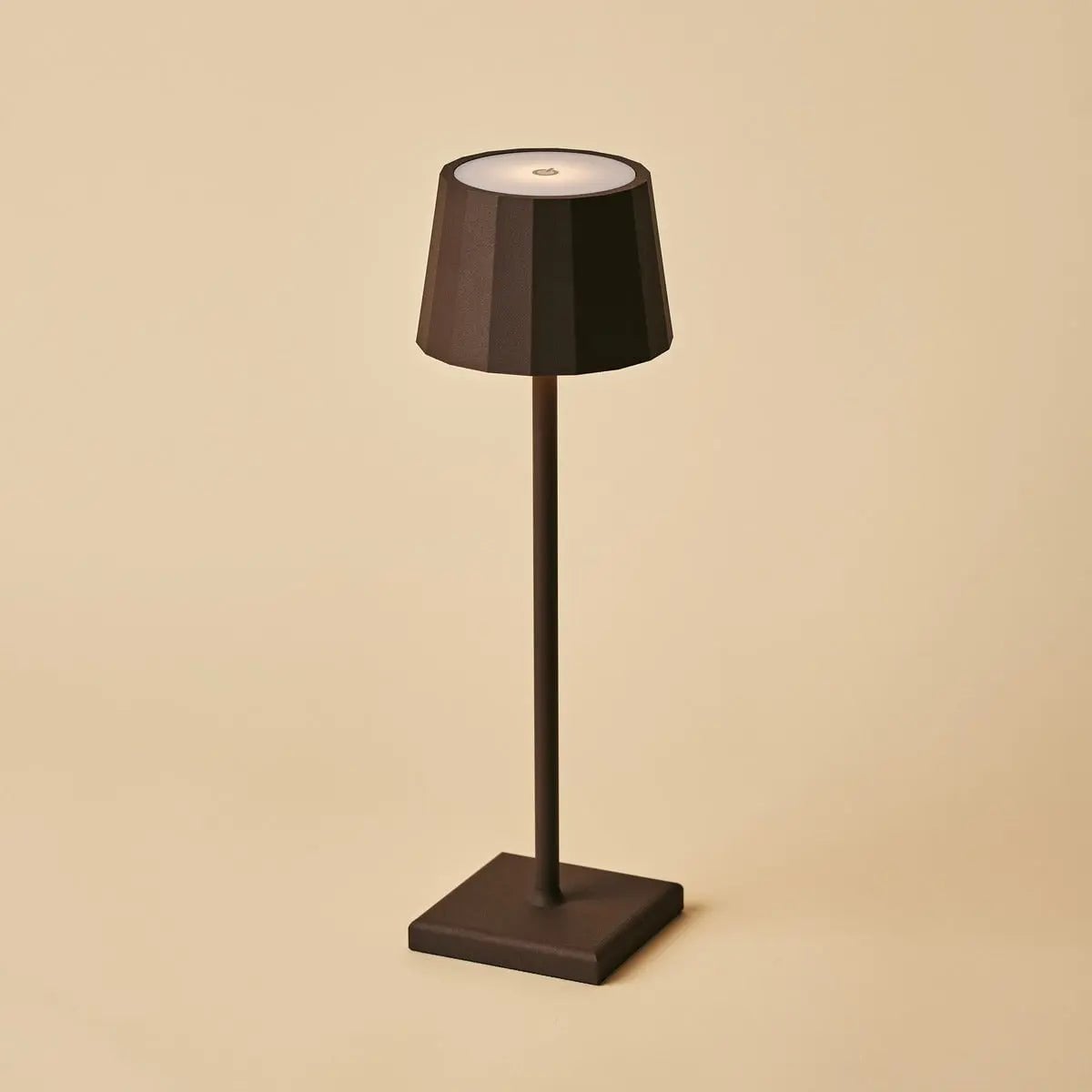 William Mocha Brown genopladelig bordlampe
