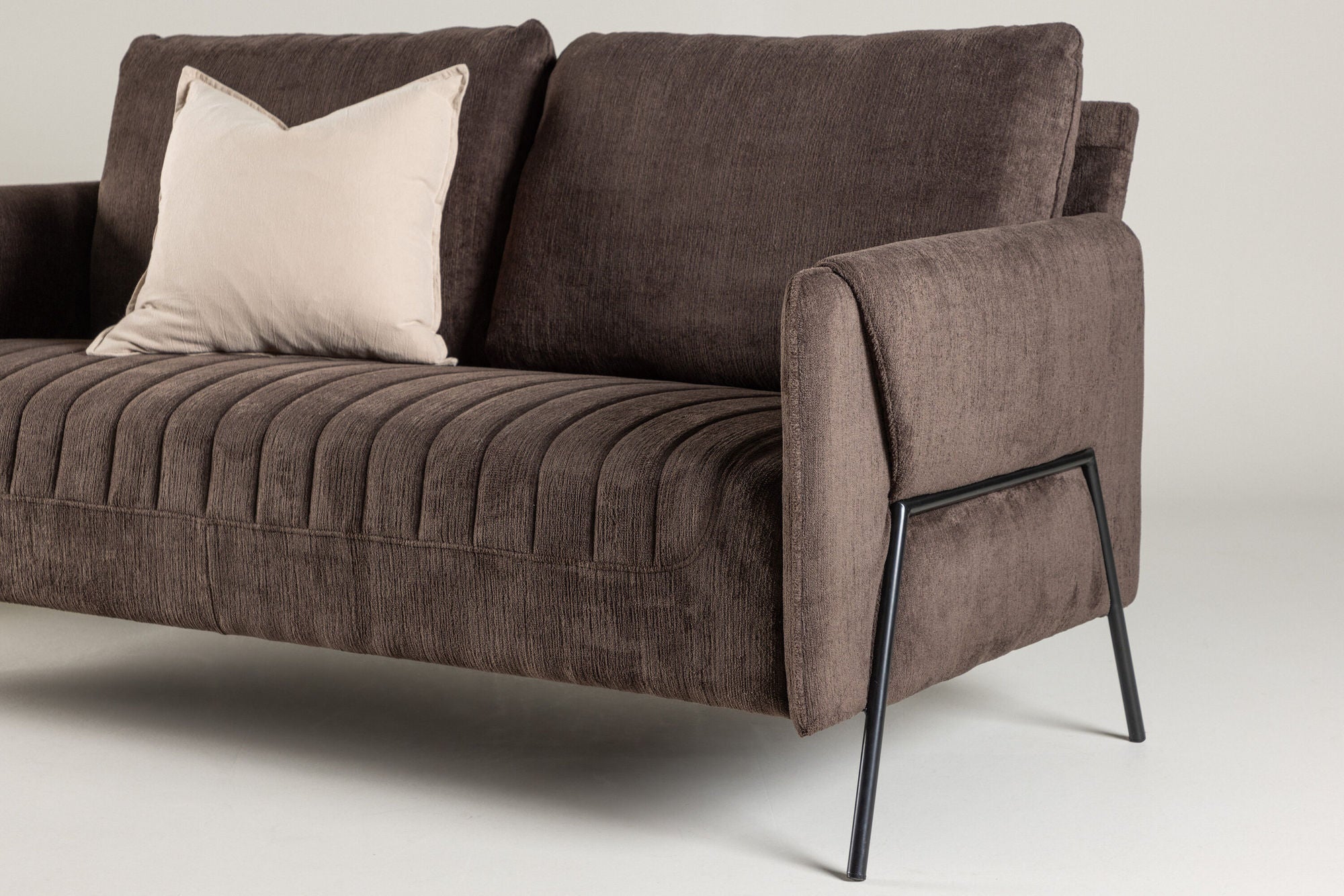 Venture Home Indigo 2-seat Sofa - Brown /