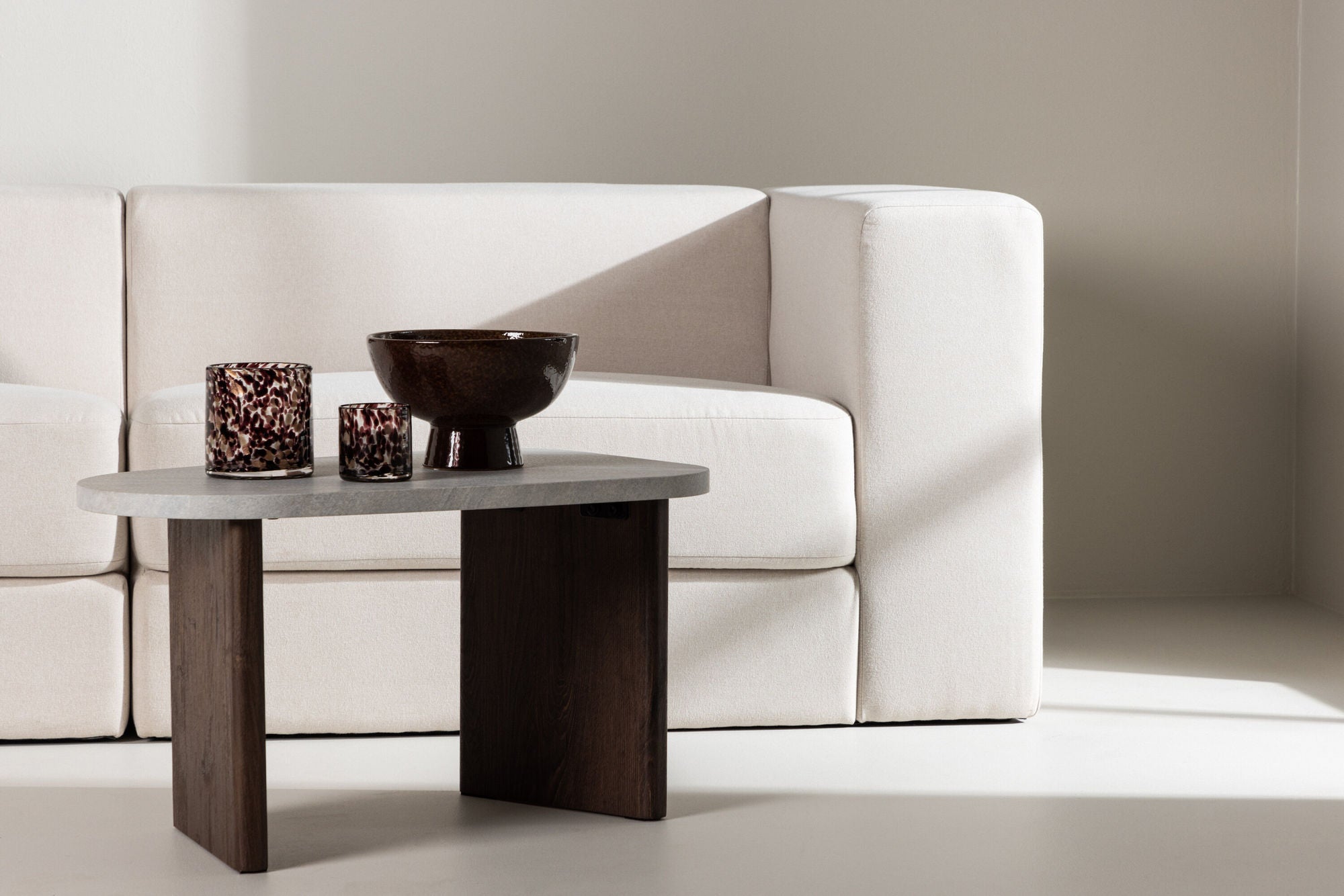 Venture Home Lumi 3-seat Sofa - White Linen /