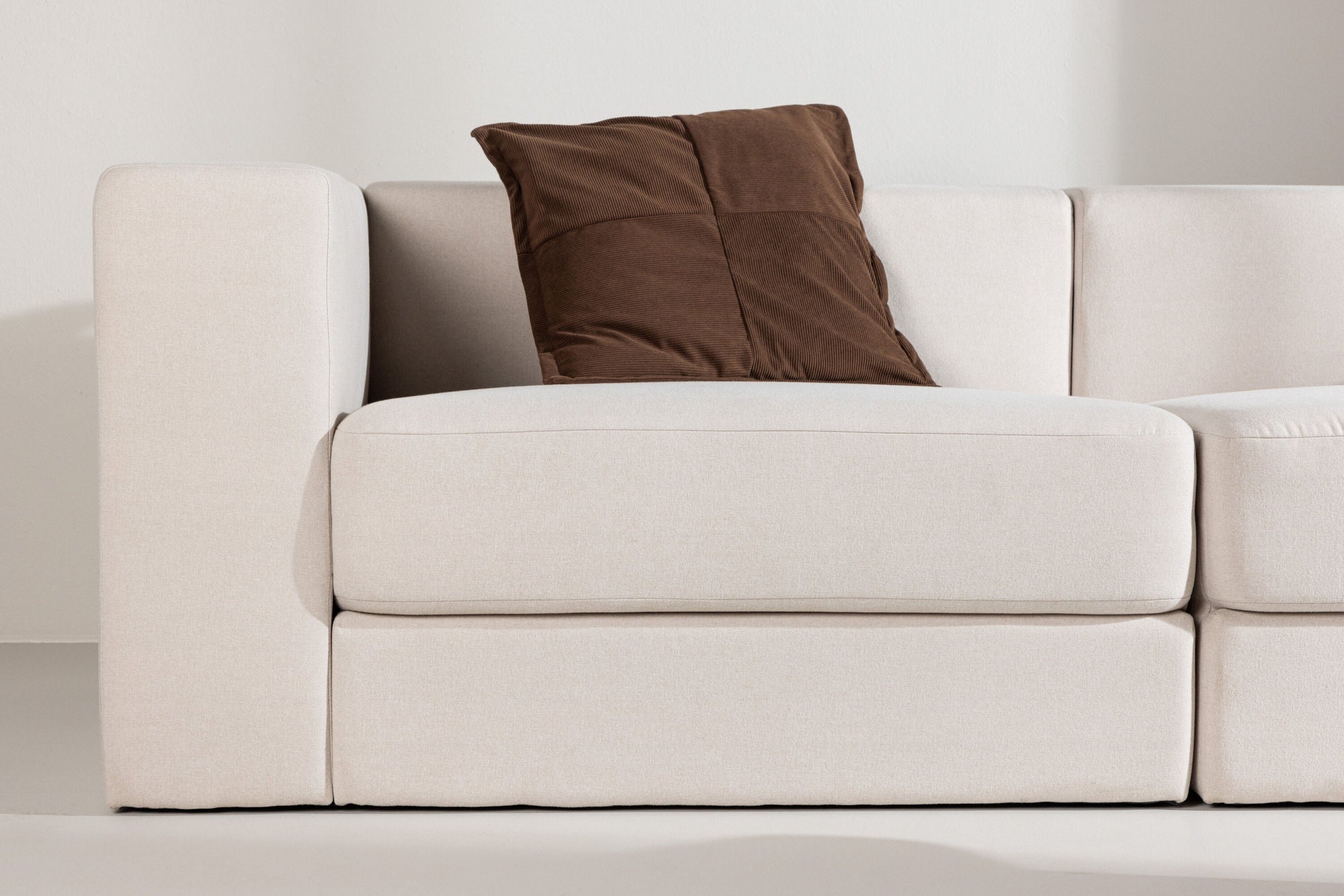 Venture Home Lumi 3-seat Sofa - White Linen /