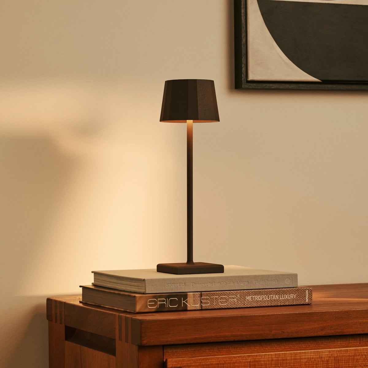 William Mocha Brown genopladelig bordlampe