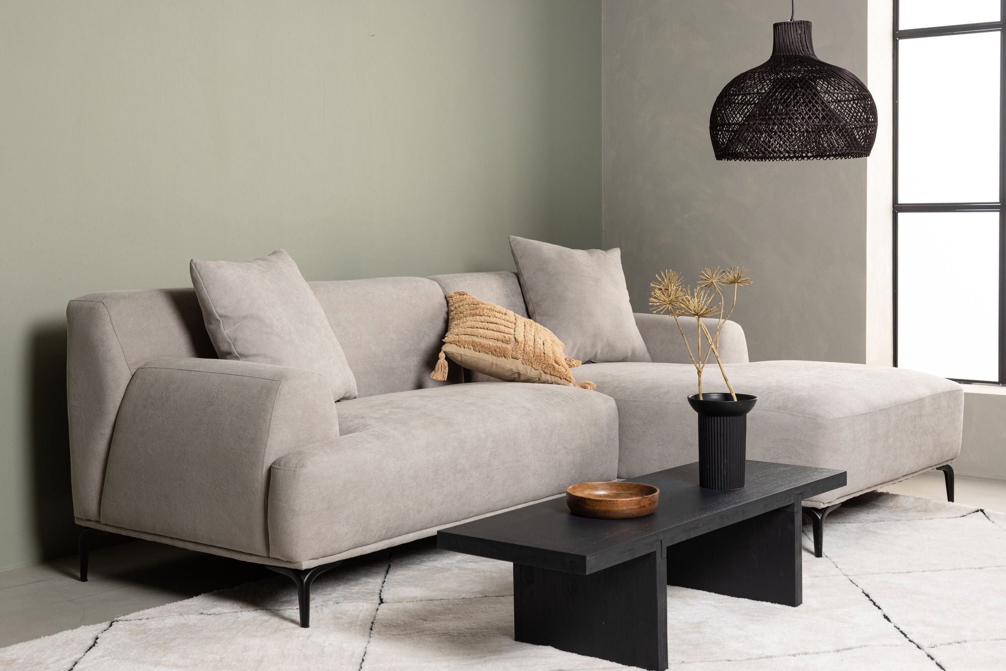 Venture Home Viskan Sofa - Matte black / Light grey Fabric