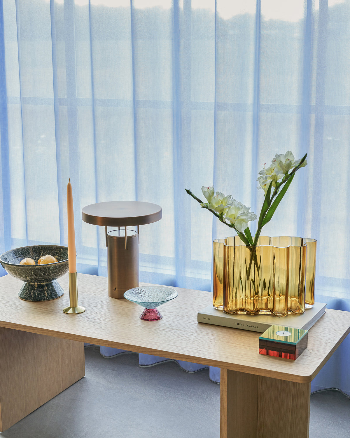 Umber vase rav