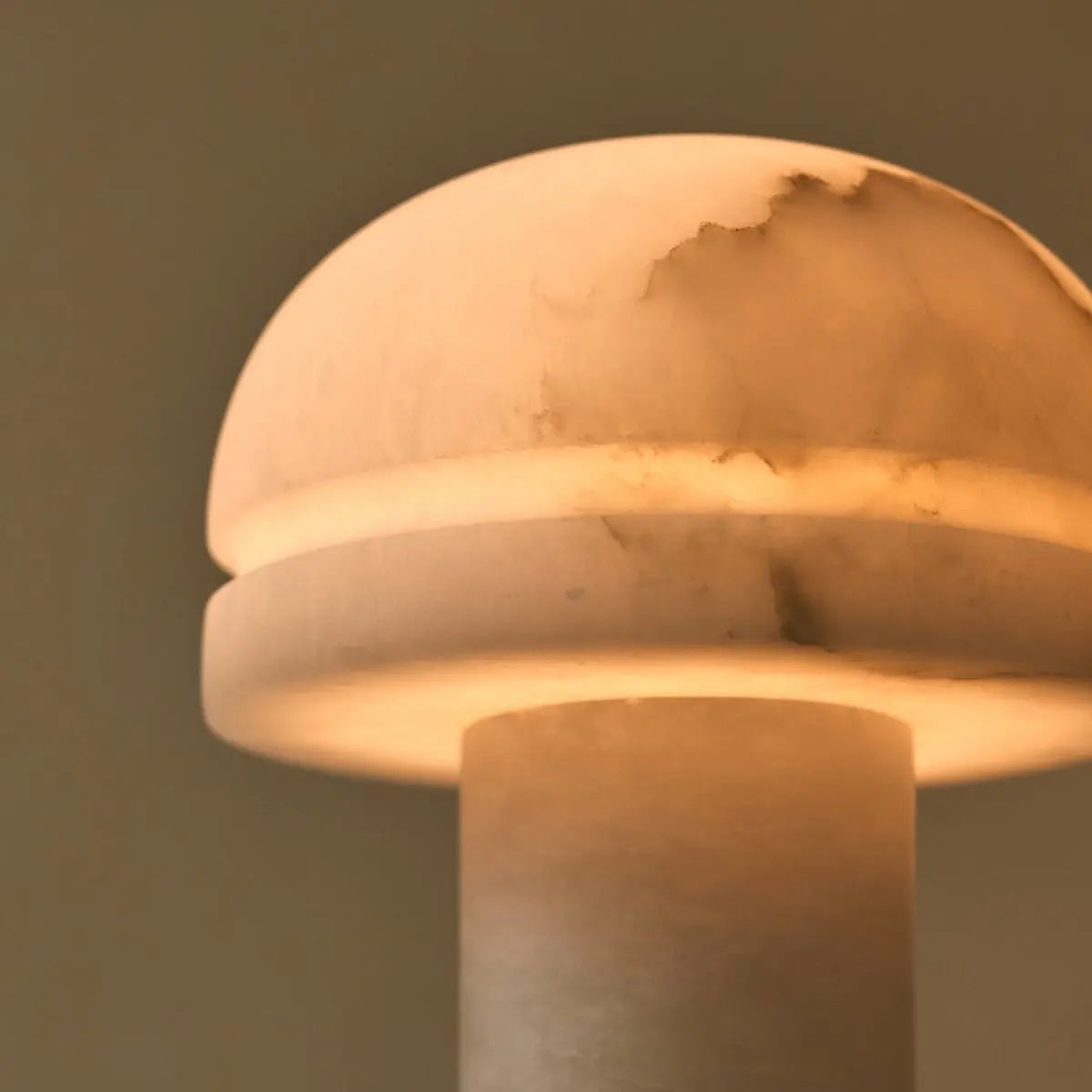 Leonardo Alabaster Bordlampe