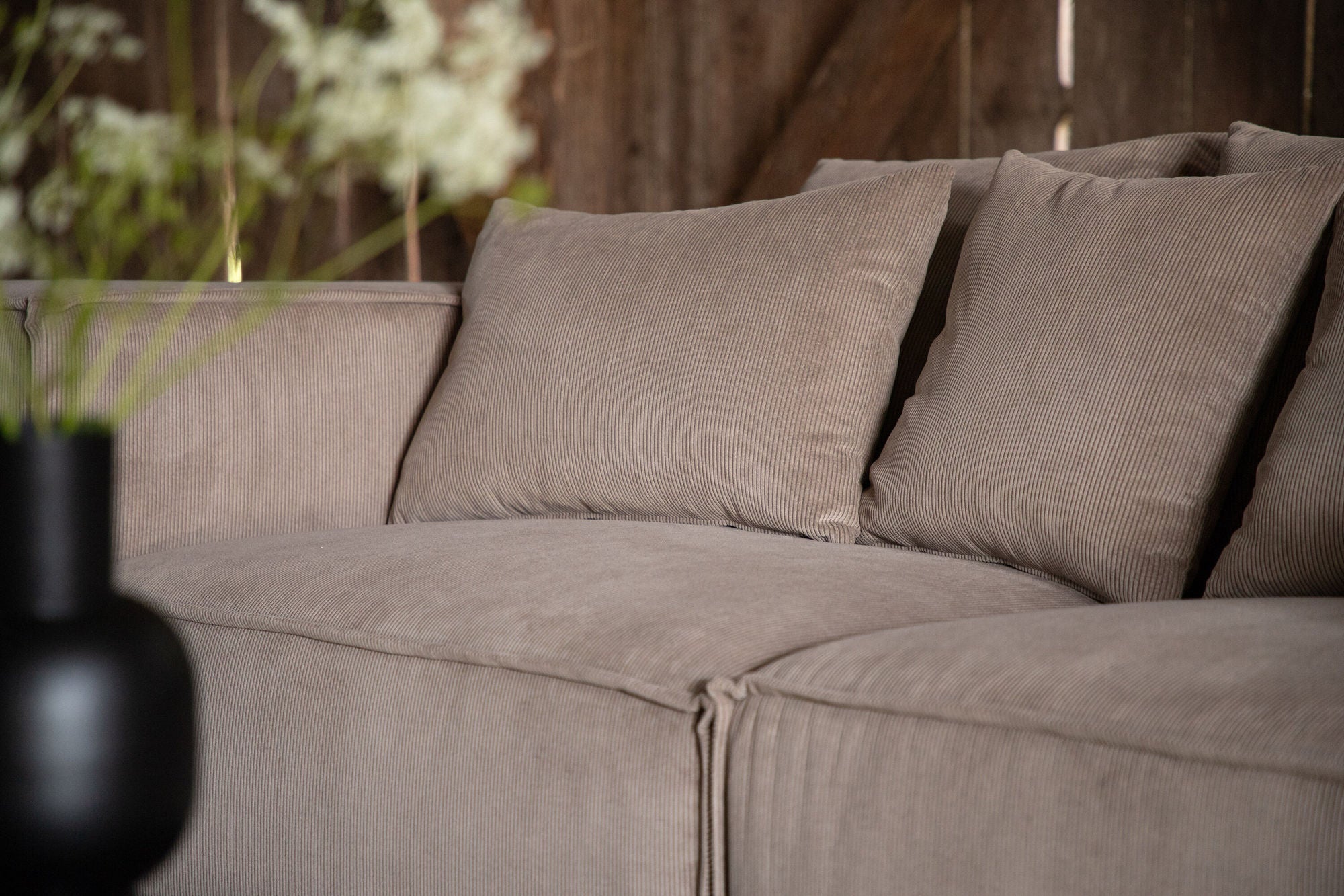 Vind Gillholmen Sofa - Brown / Manchester