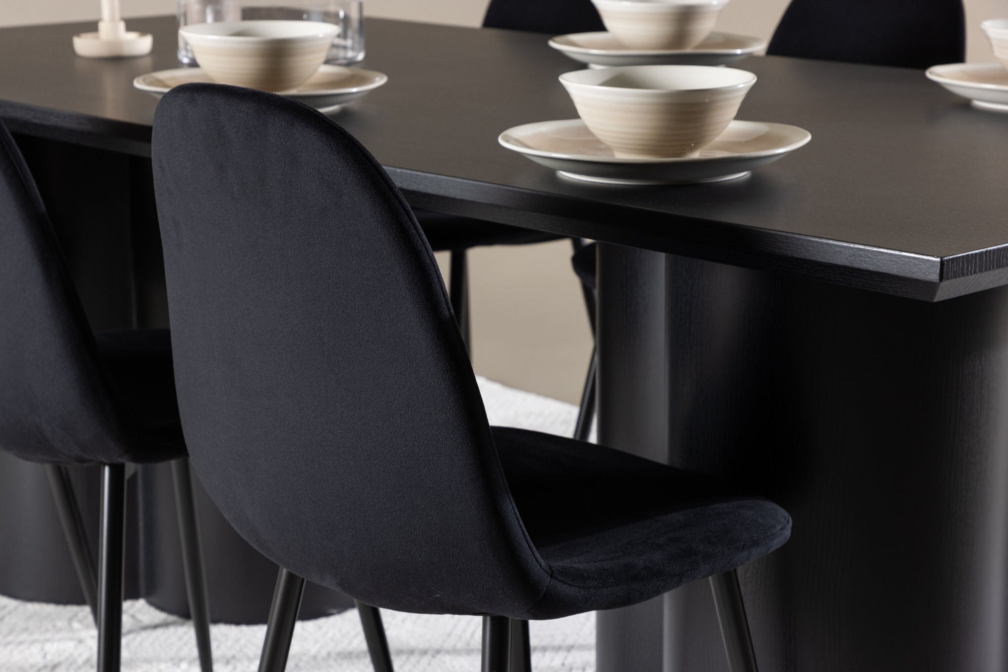 Venture Home Olivia spisebord with Polar Spisebordsstol