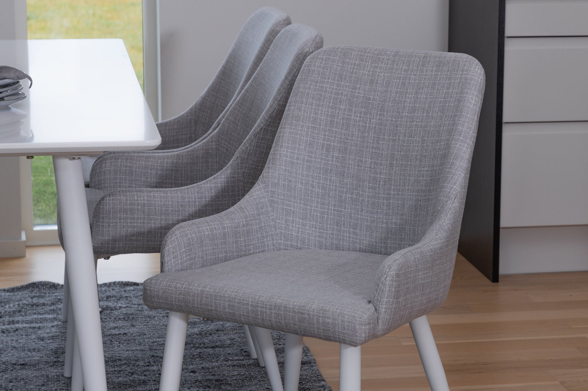 Venture Home Polar spisebord 180 cm - White top / White Legs+Plaza Dining chair - White l