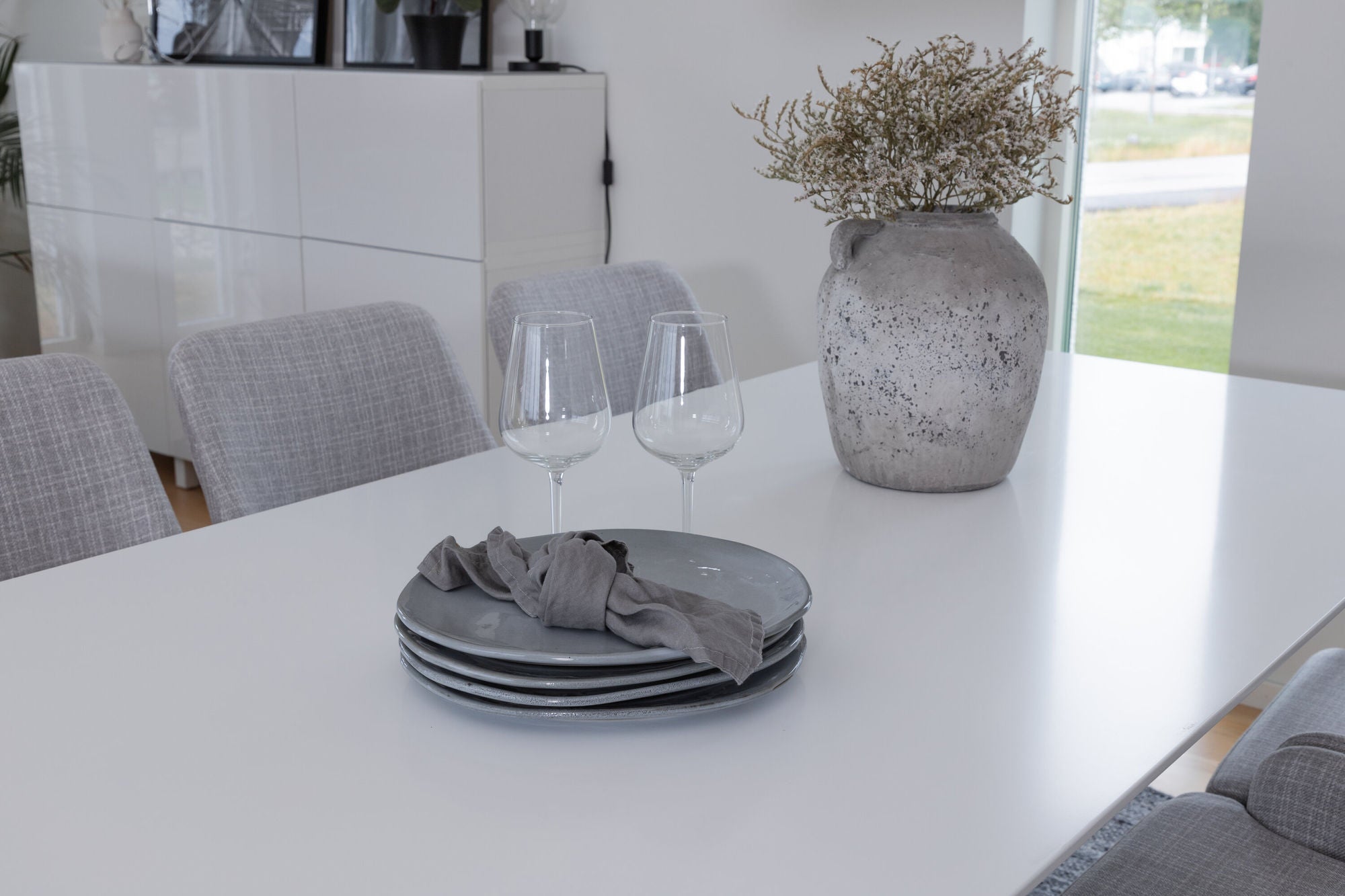 Venture Home Polar spisebord 180 cm - White top / White Legs+Plaza Dining chair - White l