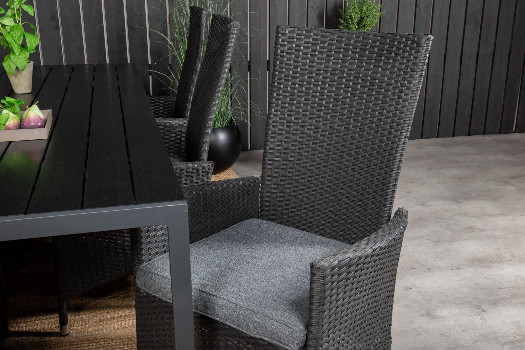 Venture Home Break spisebord - 205*90 - Black Alu / Black Aintwood+Padova Arm stol Reclin